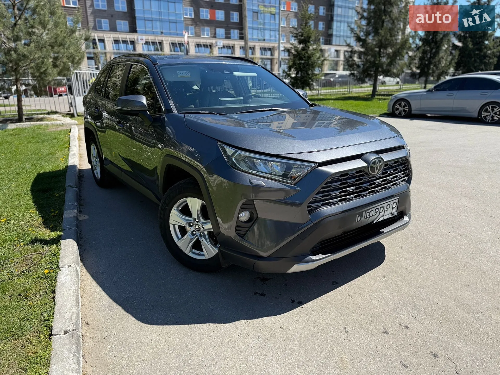 2019 Toyota RAV 4 - мініатюра 11