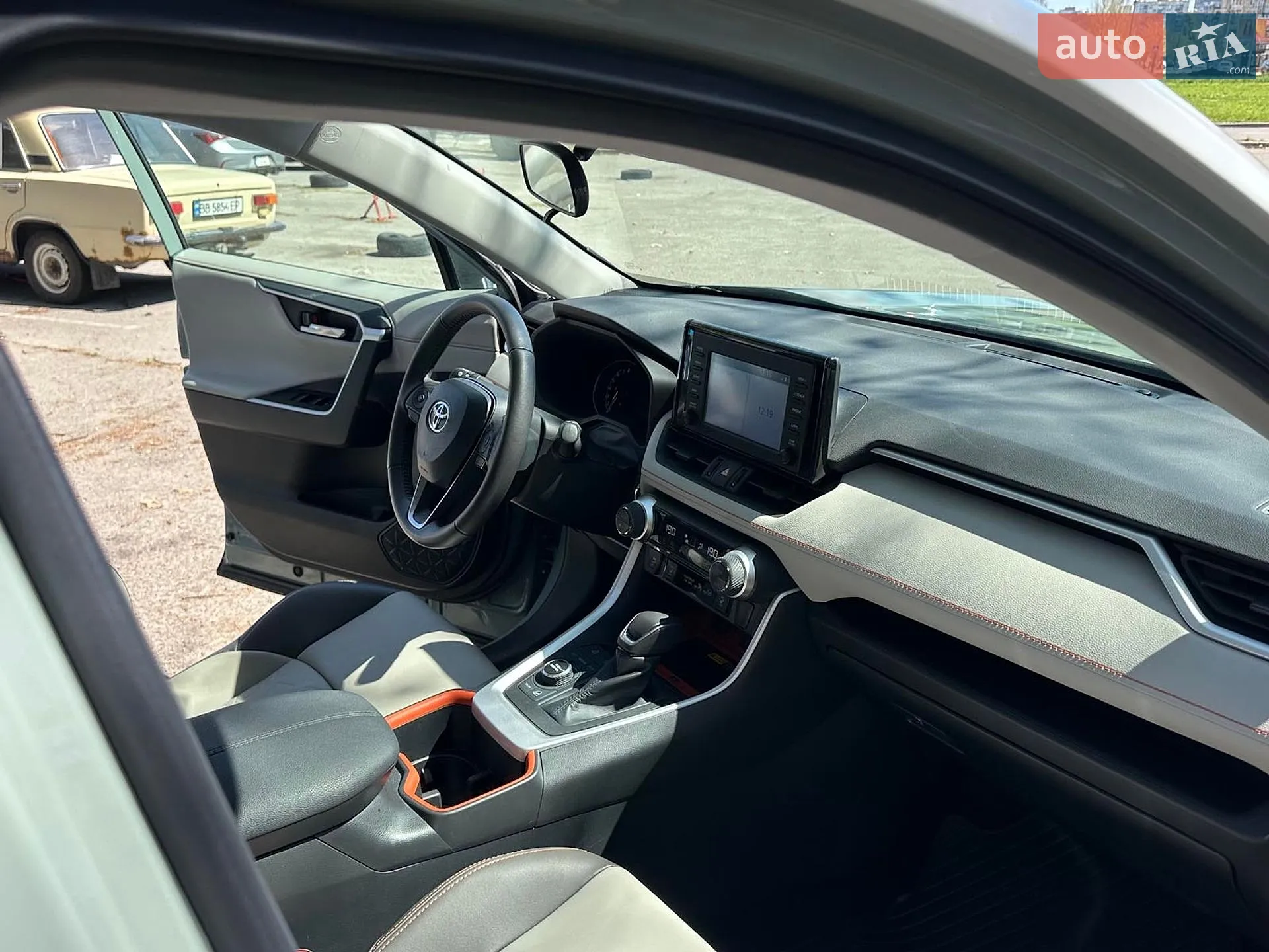 2022 Toyota RAV 4 - мініатюра 28