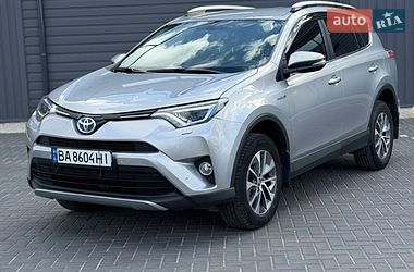 Внедорожник / Кроссовер Toyota RAV4 2017 в Киеве