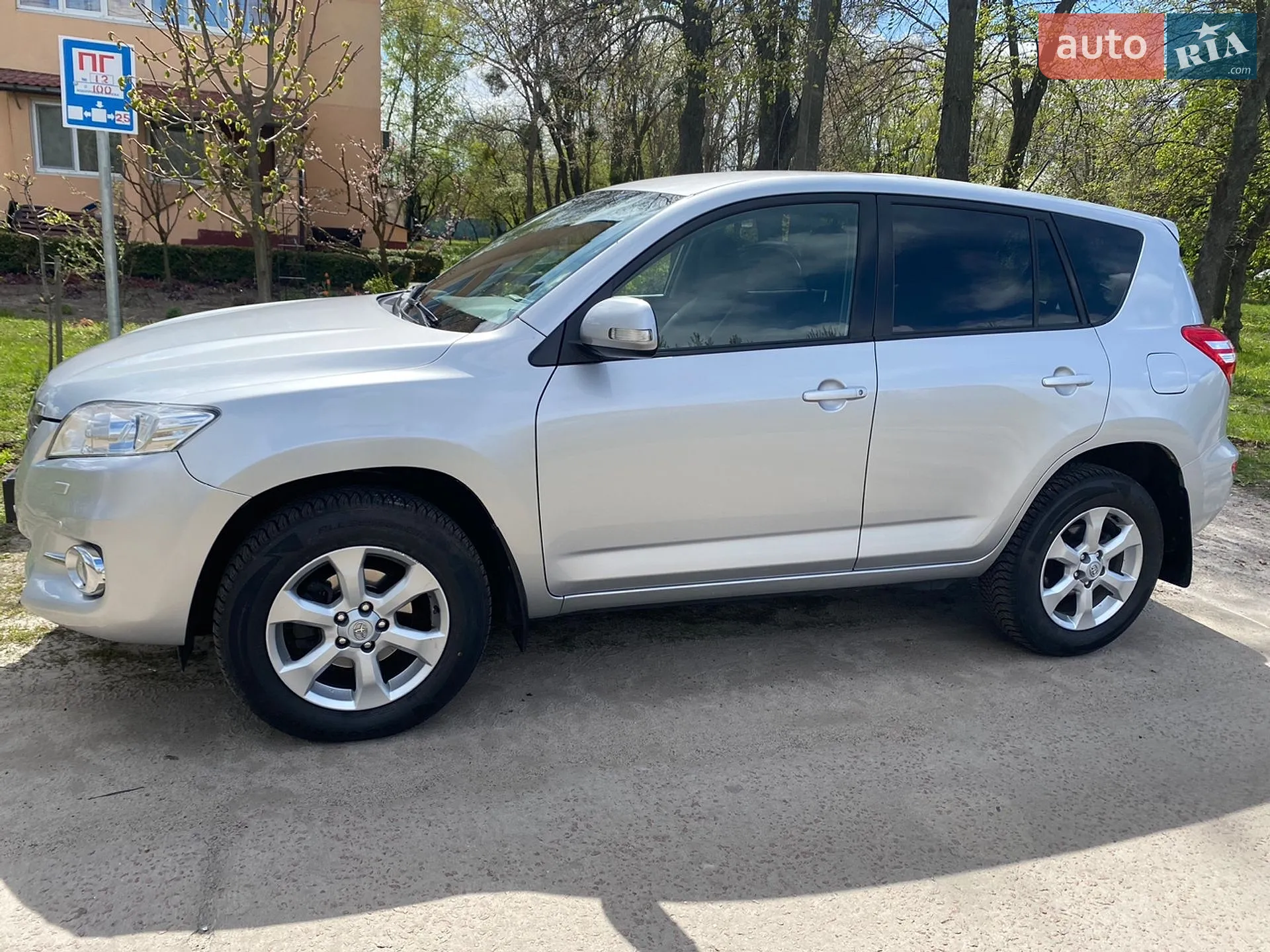 2011 Toyota RAV 4 - мініатюра 11