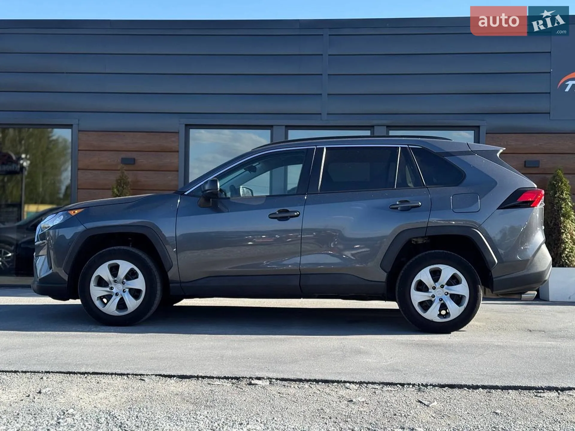 2021 Toyota RAV 4 - мініатюра 9