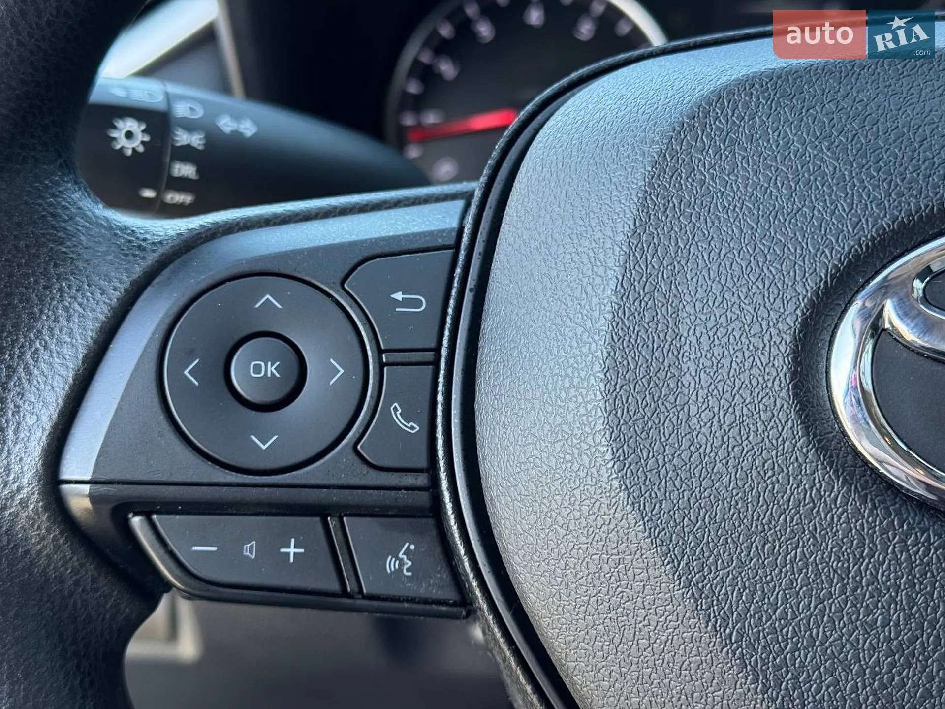 2021 Toyota RAV 4 - мініатюра 36