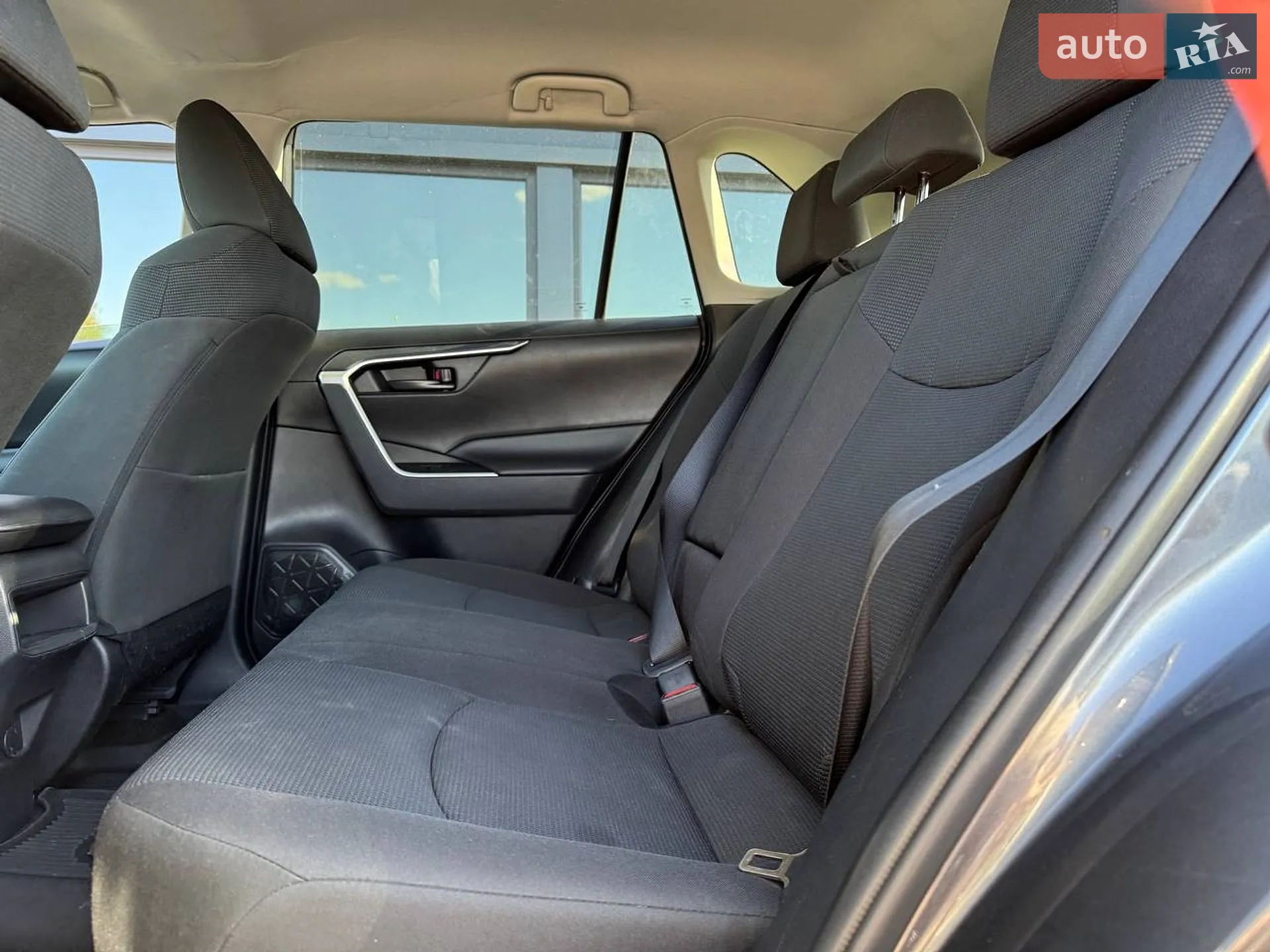 2021 Toyota RAV 4 - мініатюра 46