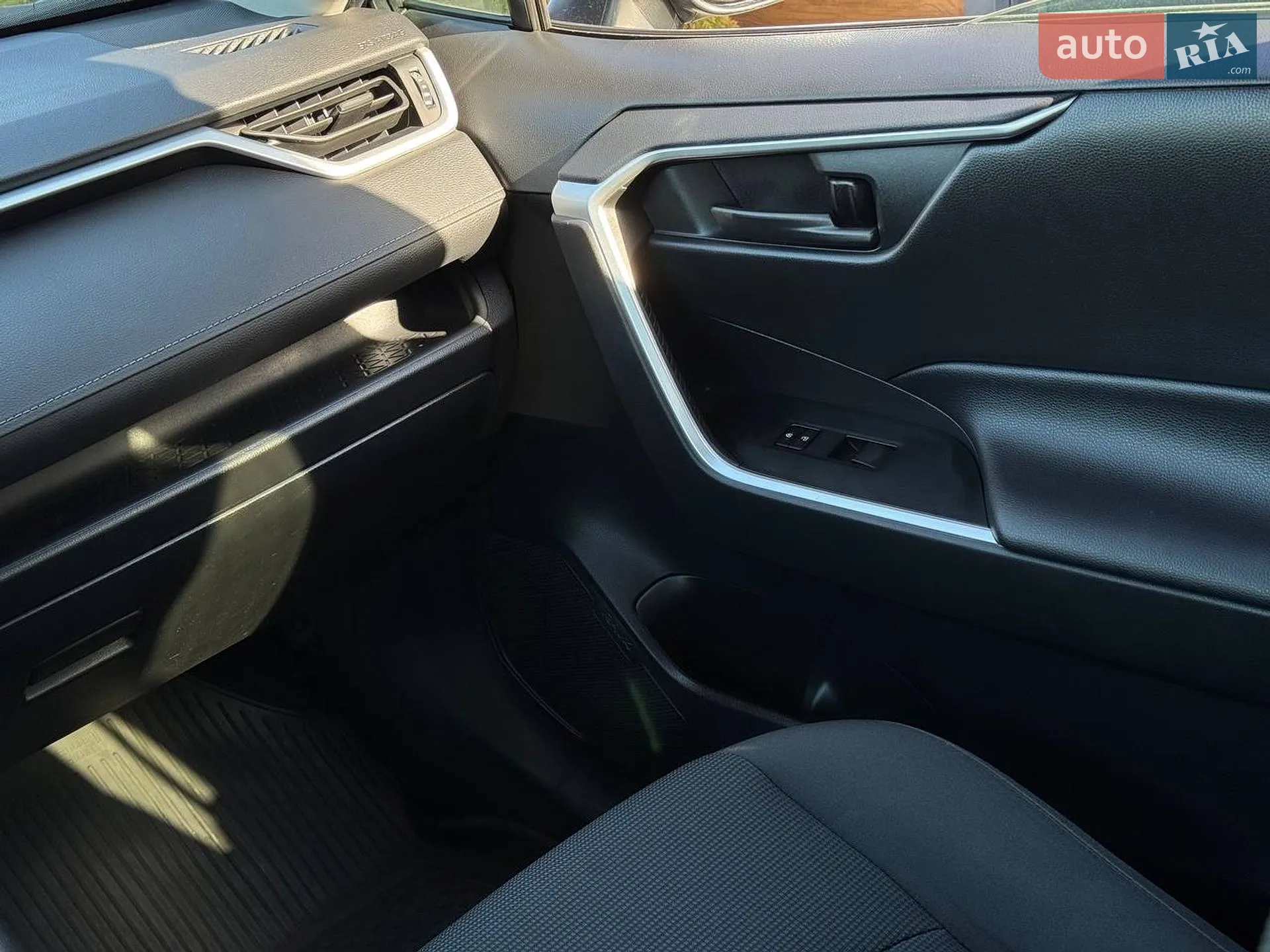 2021 Toyota RAV 4 - мініатюра 53