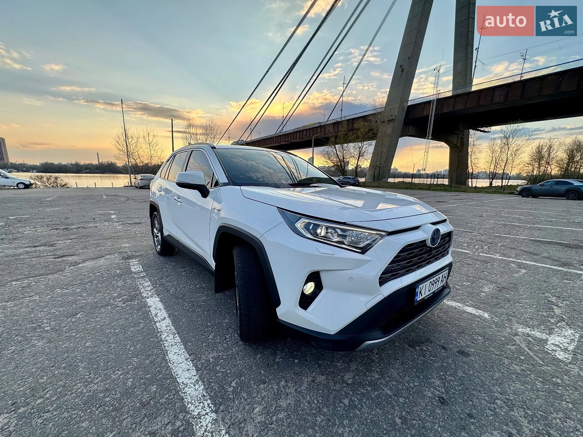 2019 Toyota RAV 4 - мініатюра 4