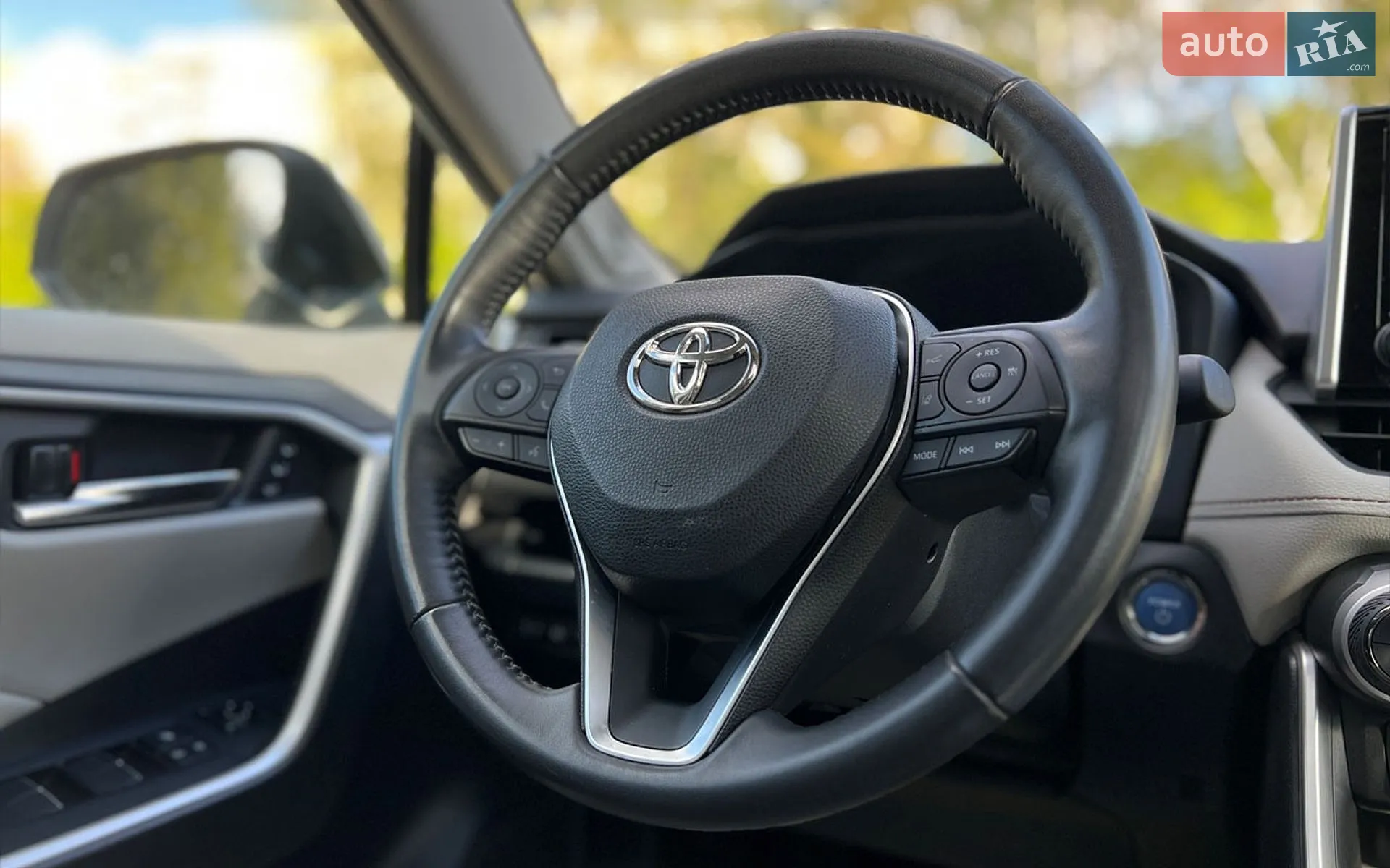 2021 Toyota RAV 4 - мініатюра 16