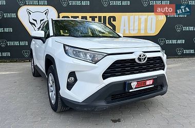 Позашляховик / Кросовер Toyota RAV4 2021 в Хмельницькому