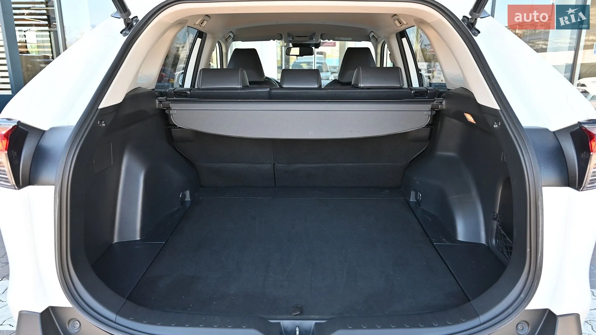 2019 Toyota RAV 4 - мініатюра 10