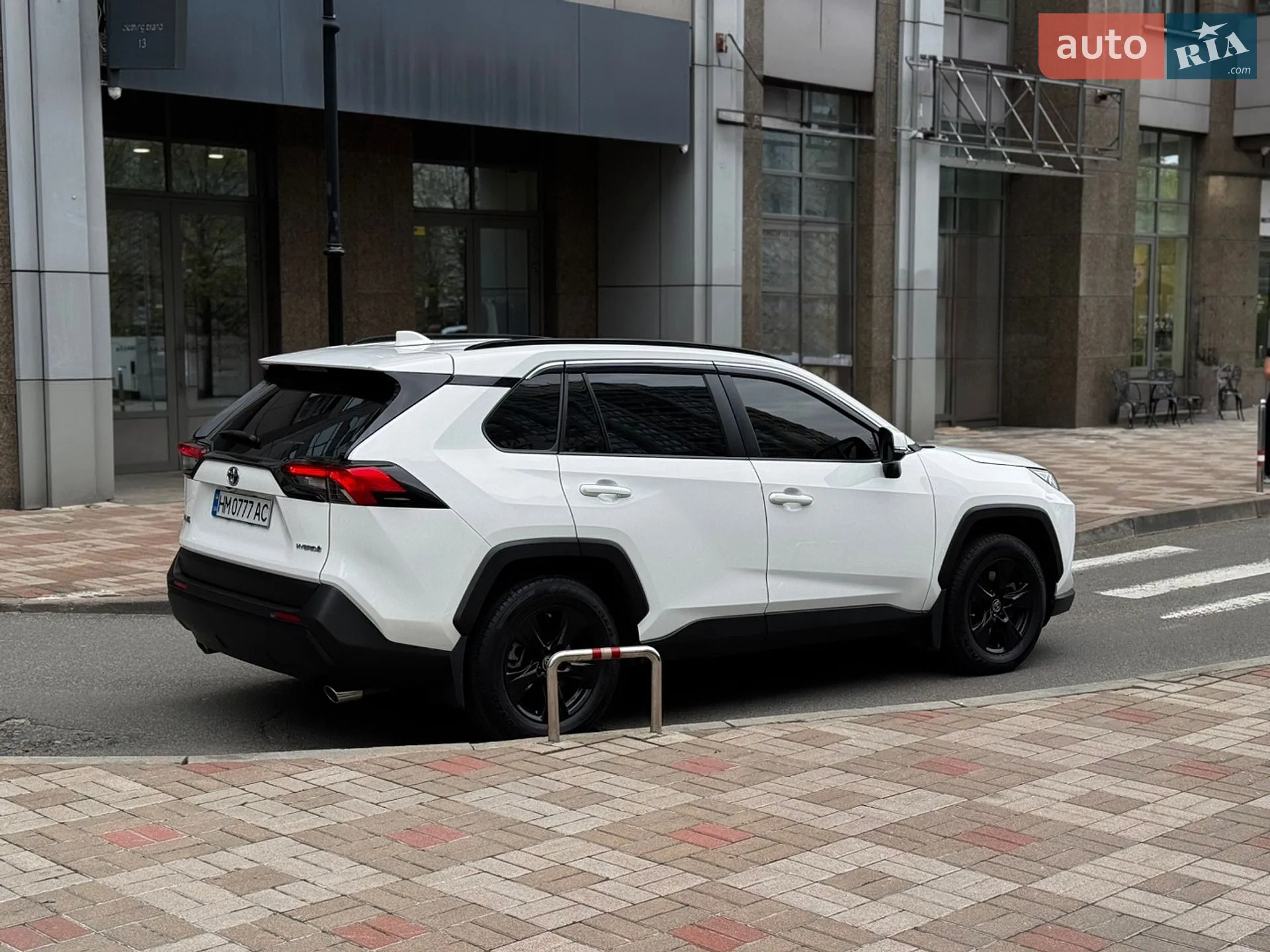 2022 Toyota RAV 4 - мініатюра 3
