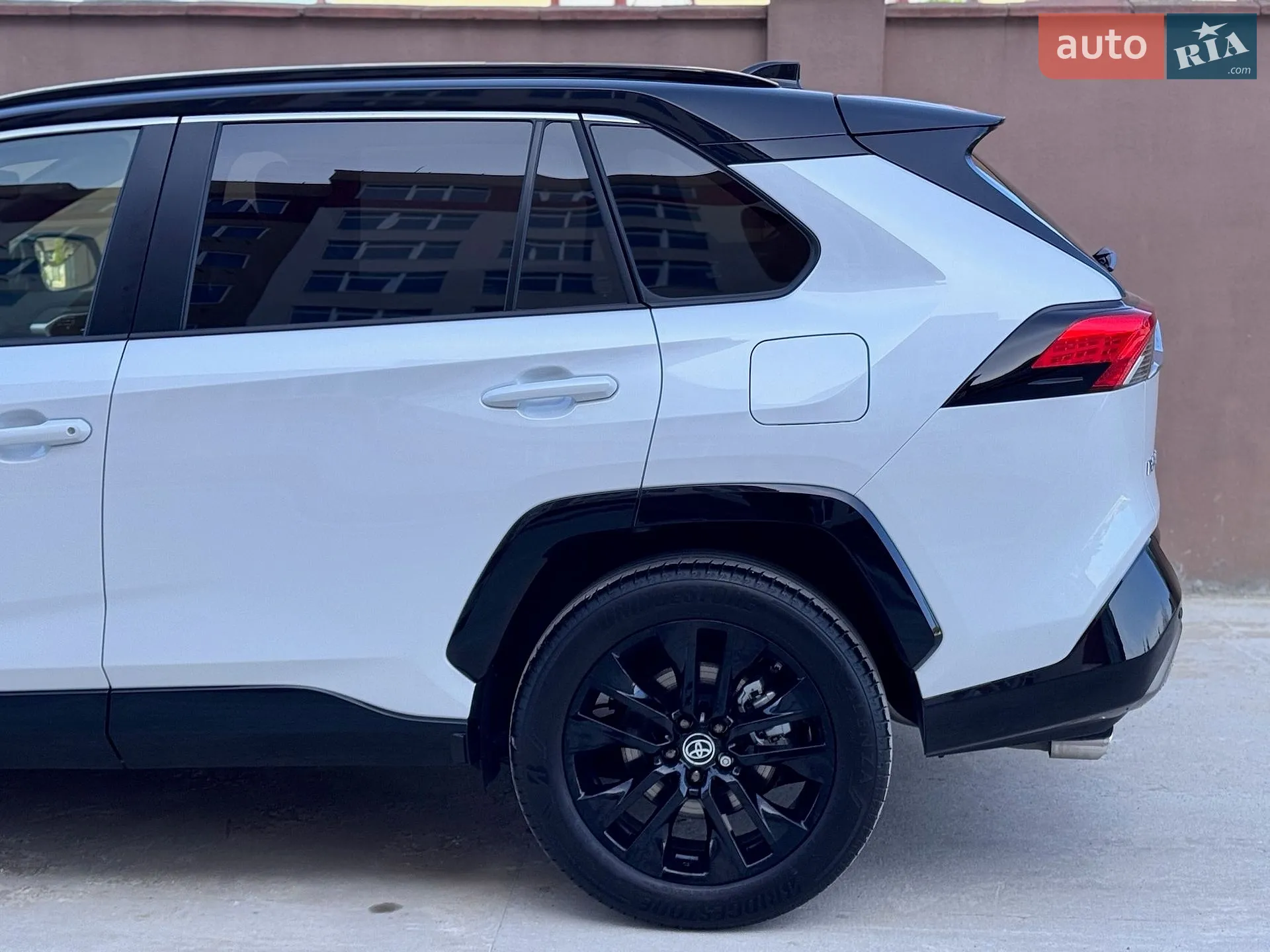 2025 Toyota RAV 4 - мініатюра 33