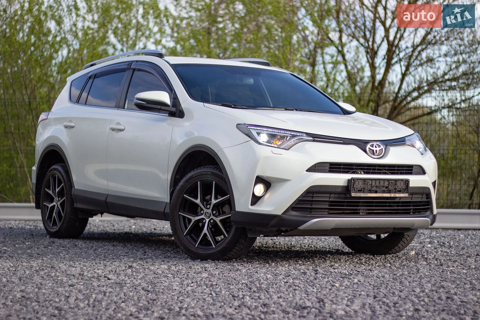 2017 Toyota RAV 4 - мініатюра 3