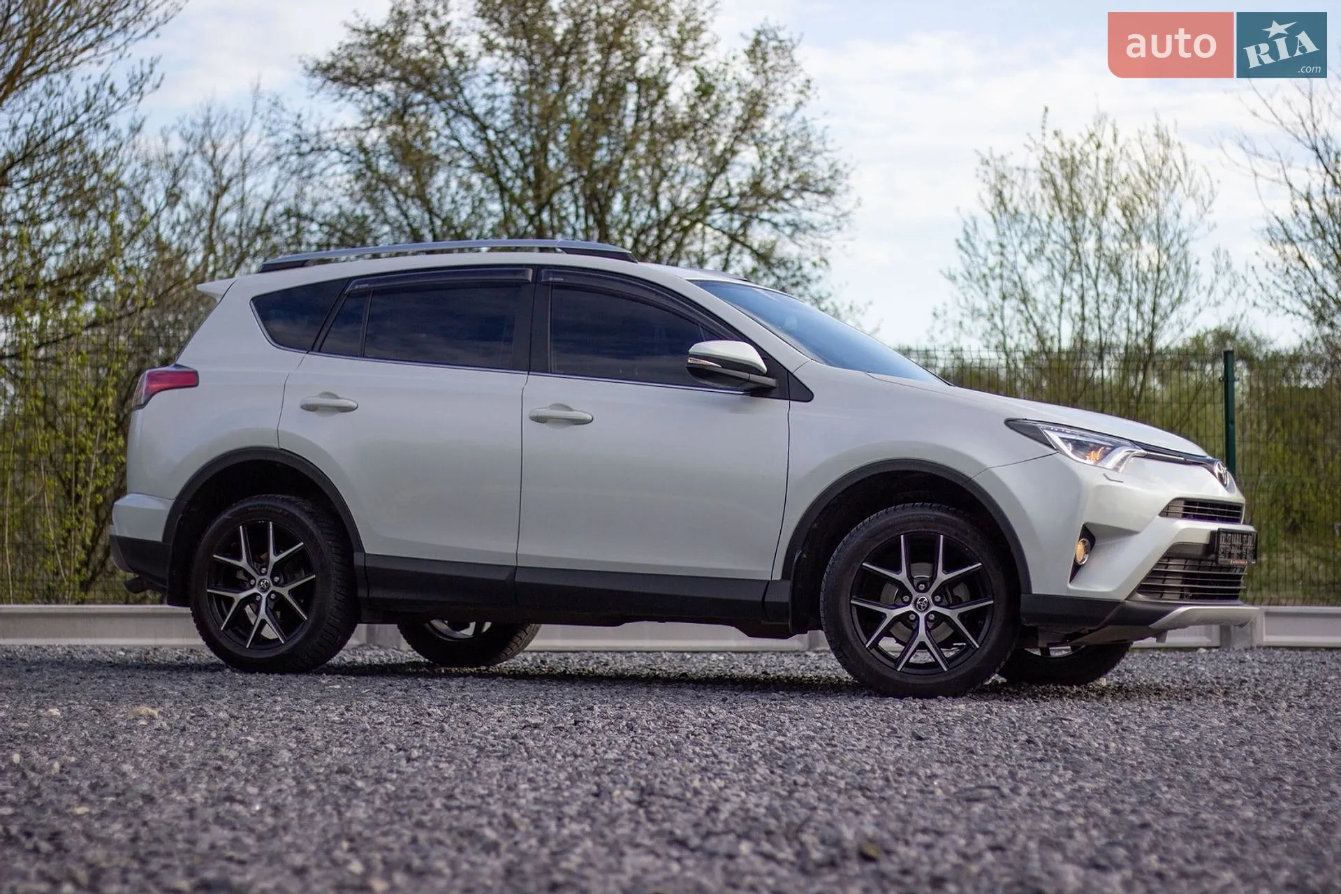 2017 Toyota RAV 4 - мініатюра 13