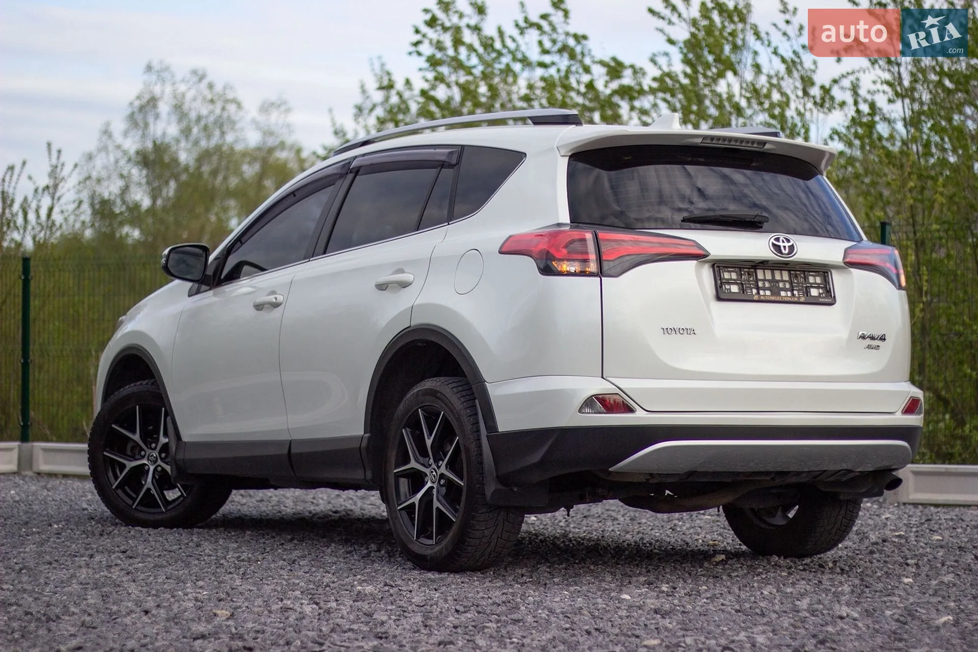 2017 Toyota RAV 4 - мініатюра 24