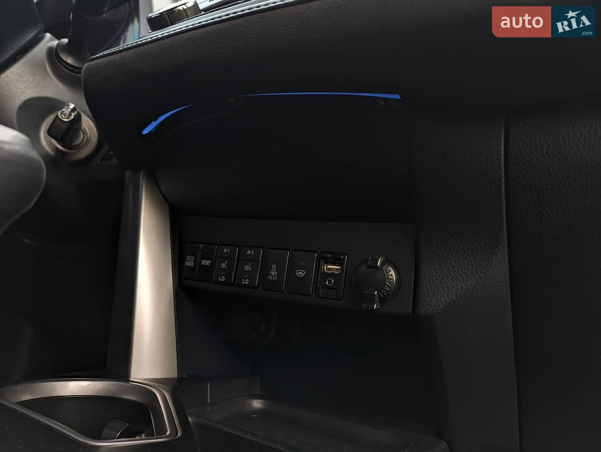 2017 Toyota RAV 4 - мініатюра 32