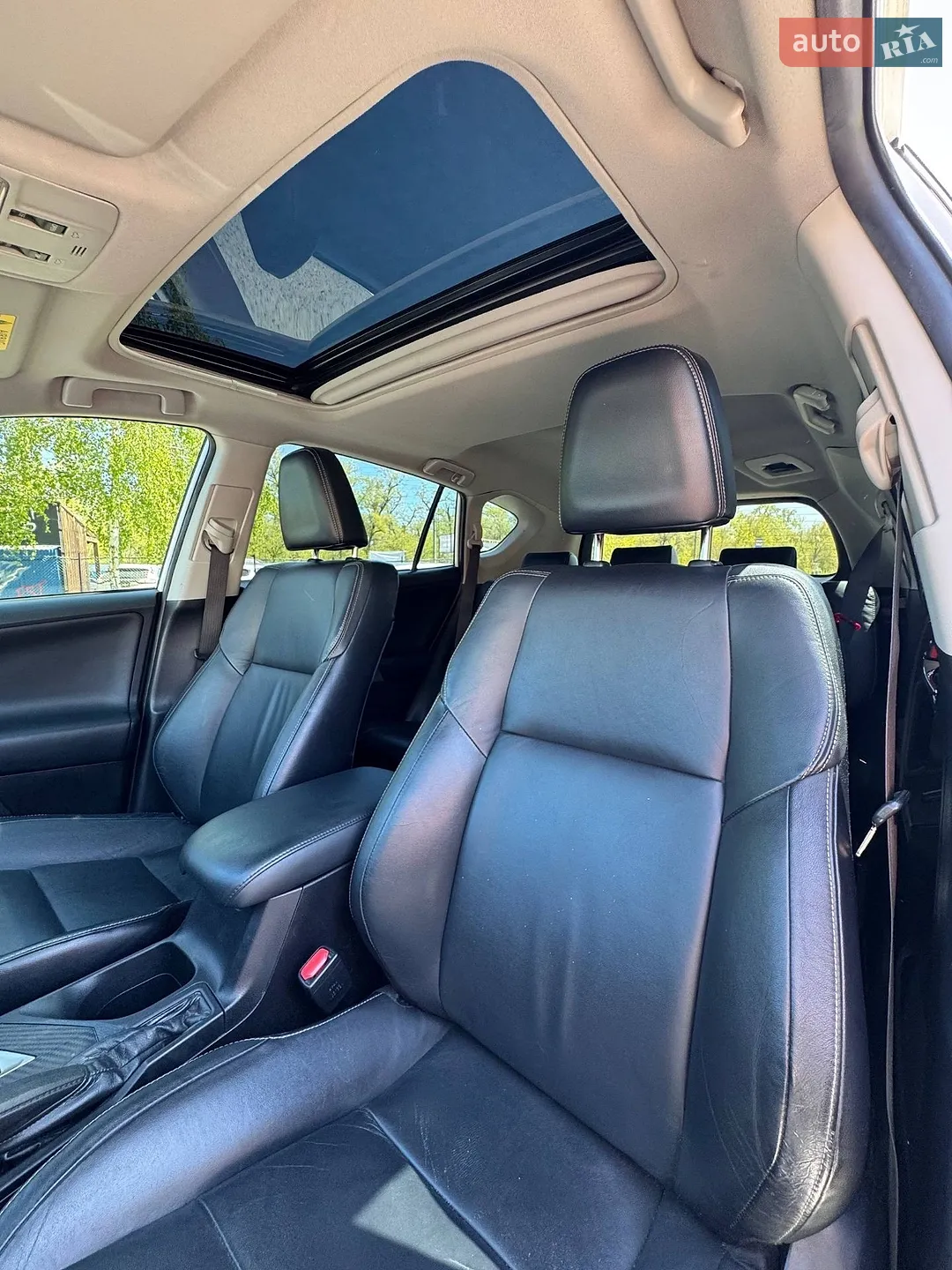 2014 Toyota RAV 4 - мініатюра 17