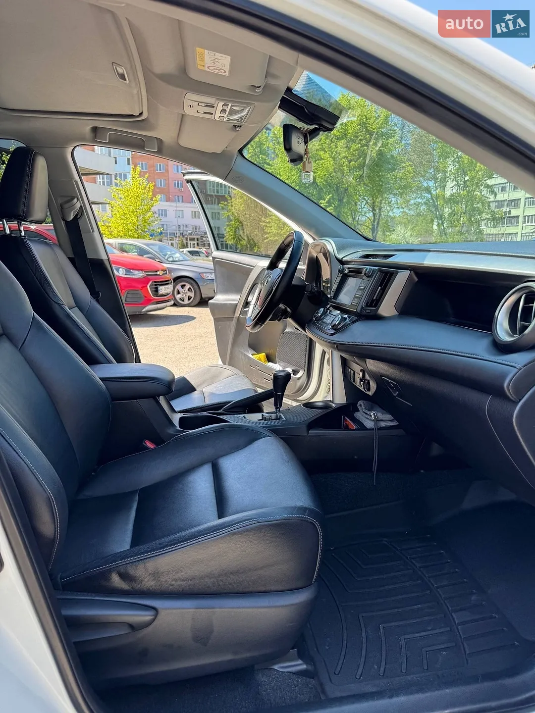 2014 Toyota RAV 4 - мініатюра 16