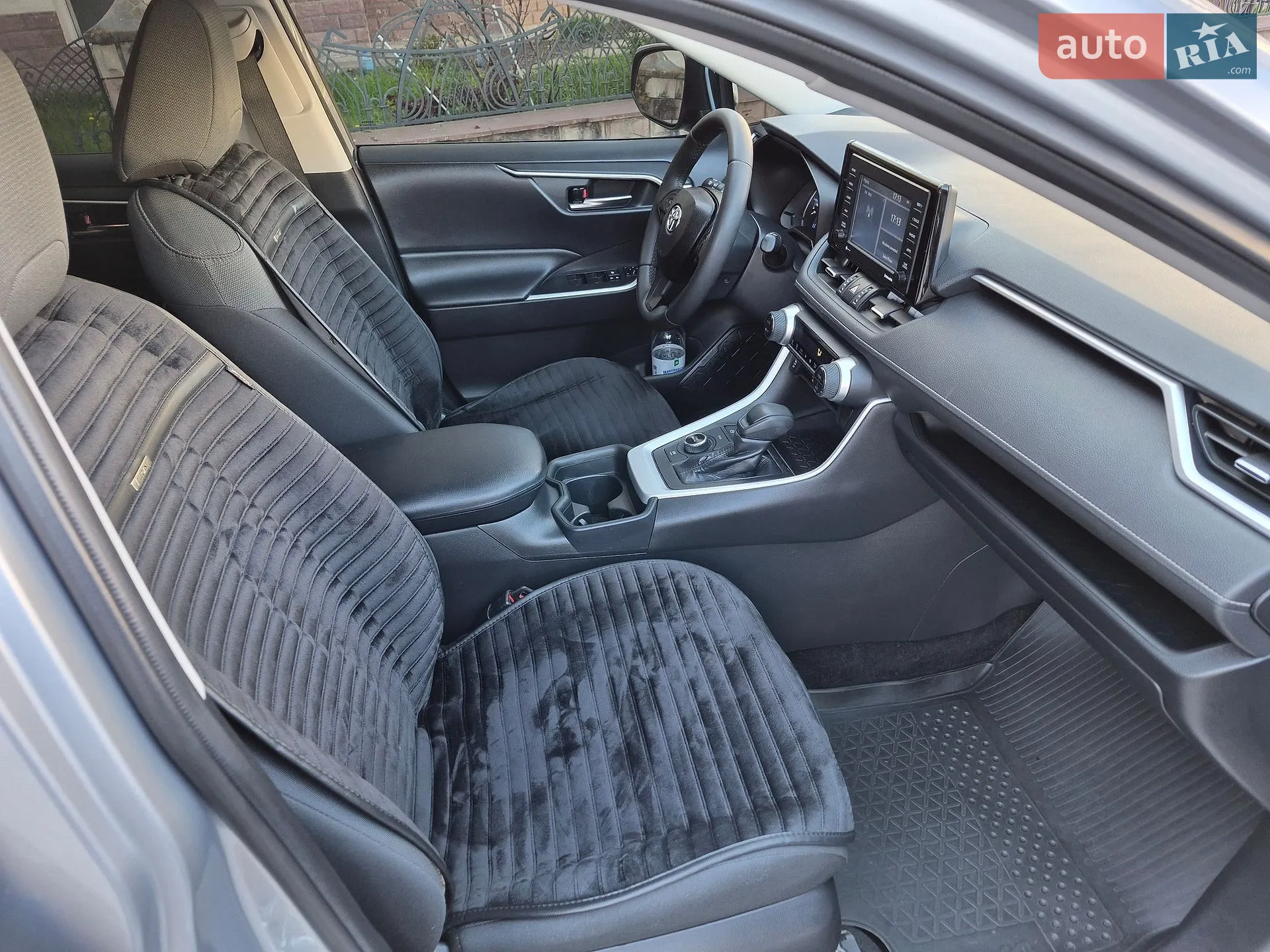 2020 Toyota RAV 4 - мініатюра 19