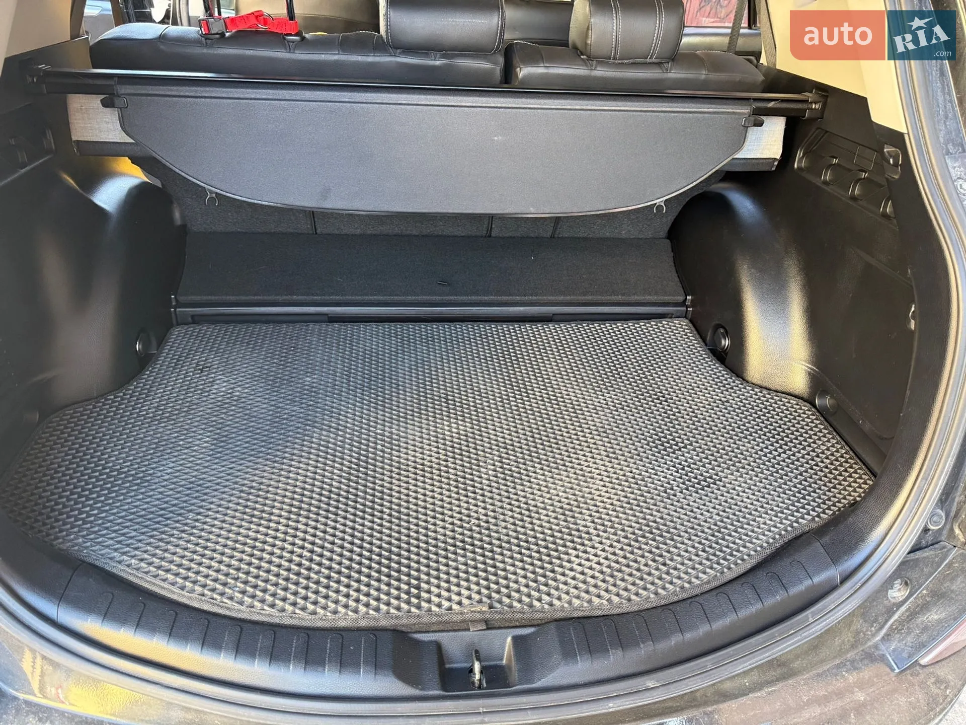 2018 Toyota RAV 4 - мініатюра 4