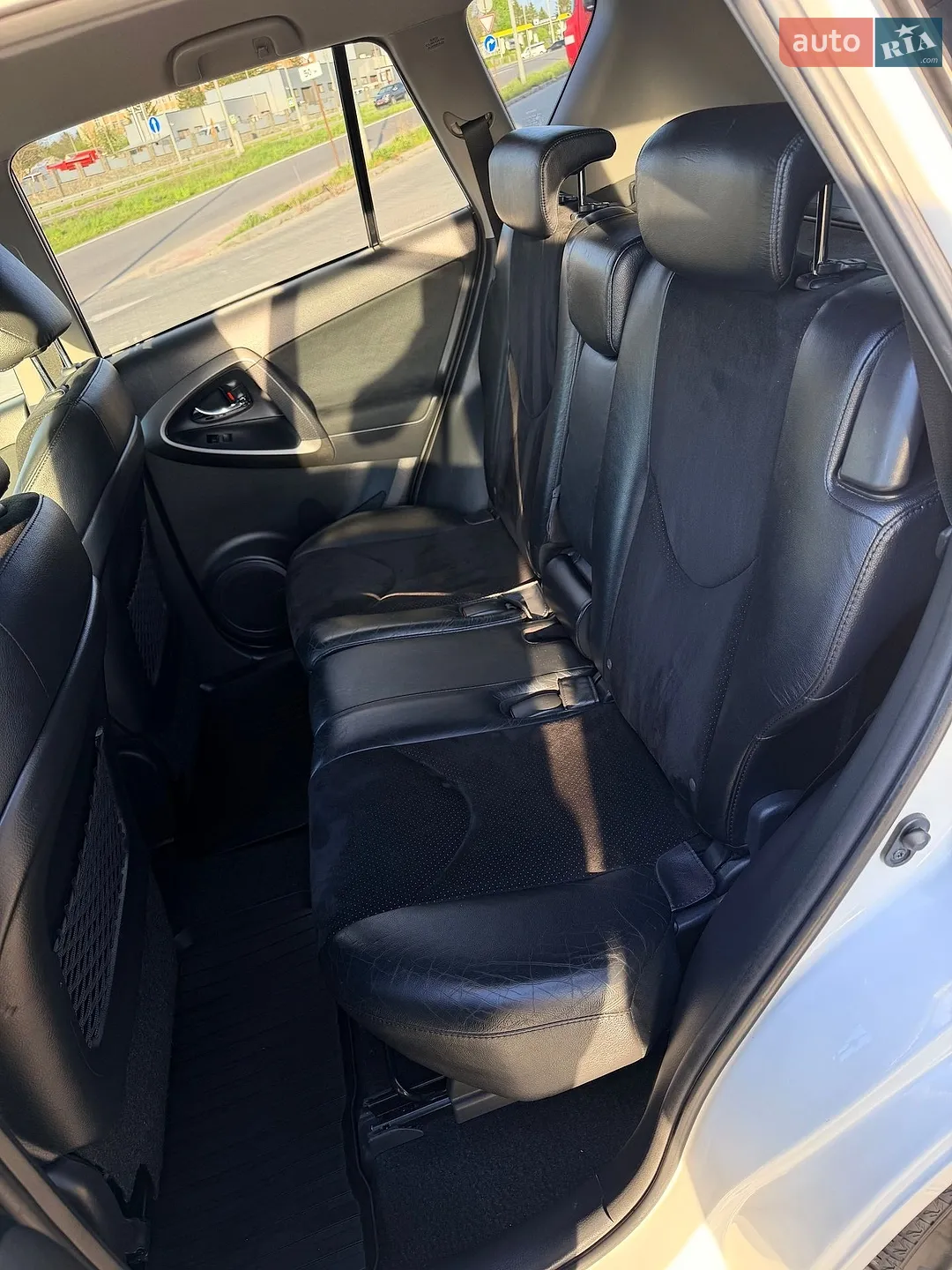 2012 Toyota RAV 4 - мініатюра 40