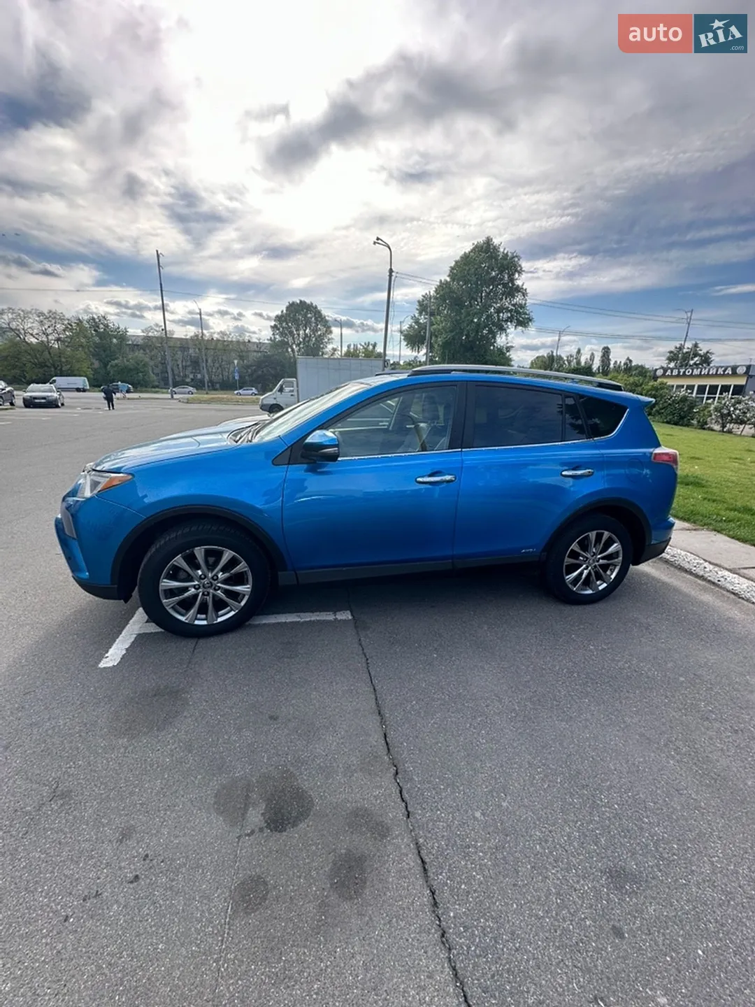 2017 Toyota RAV 4 - мініатюра 4