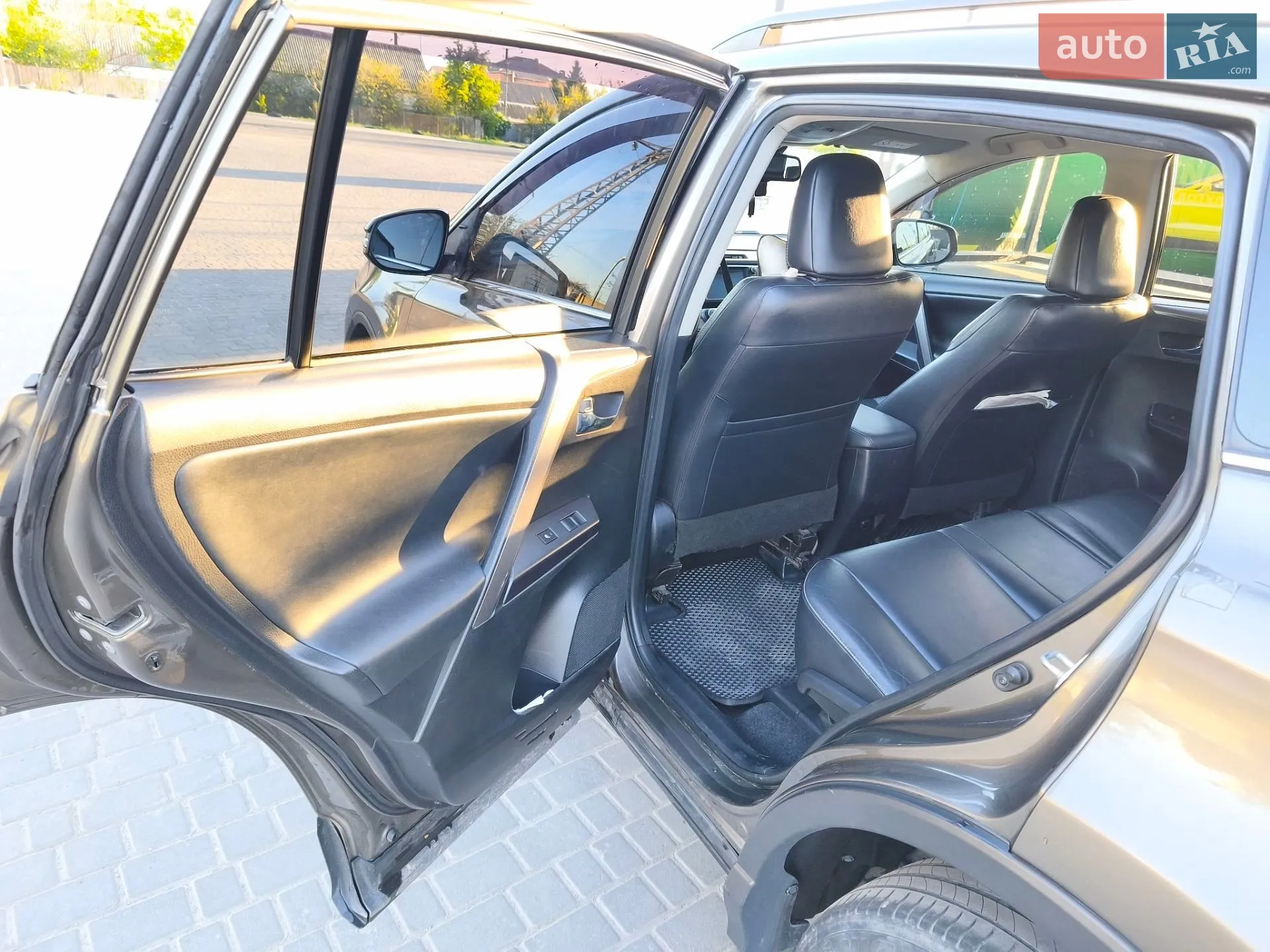 2016 Toyota RAV 4 - мініатюра 41