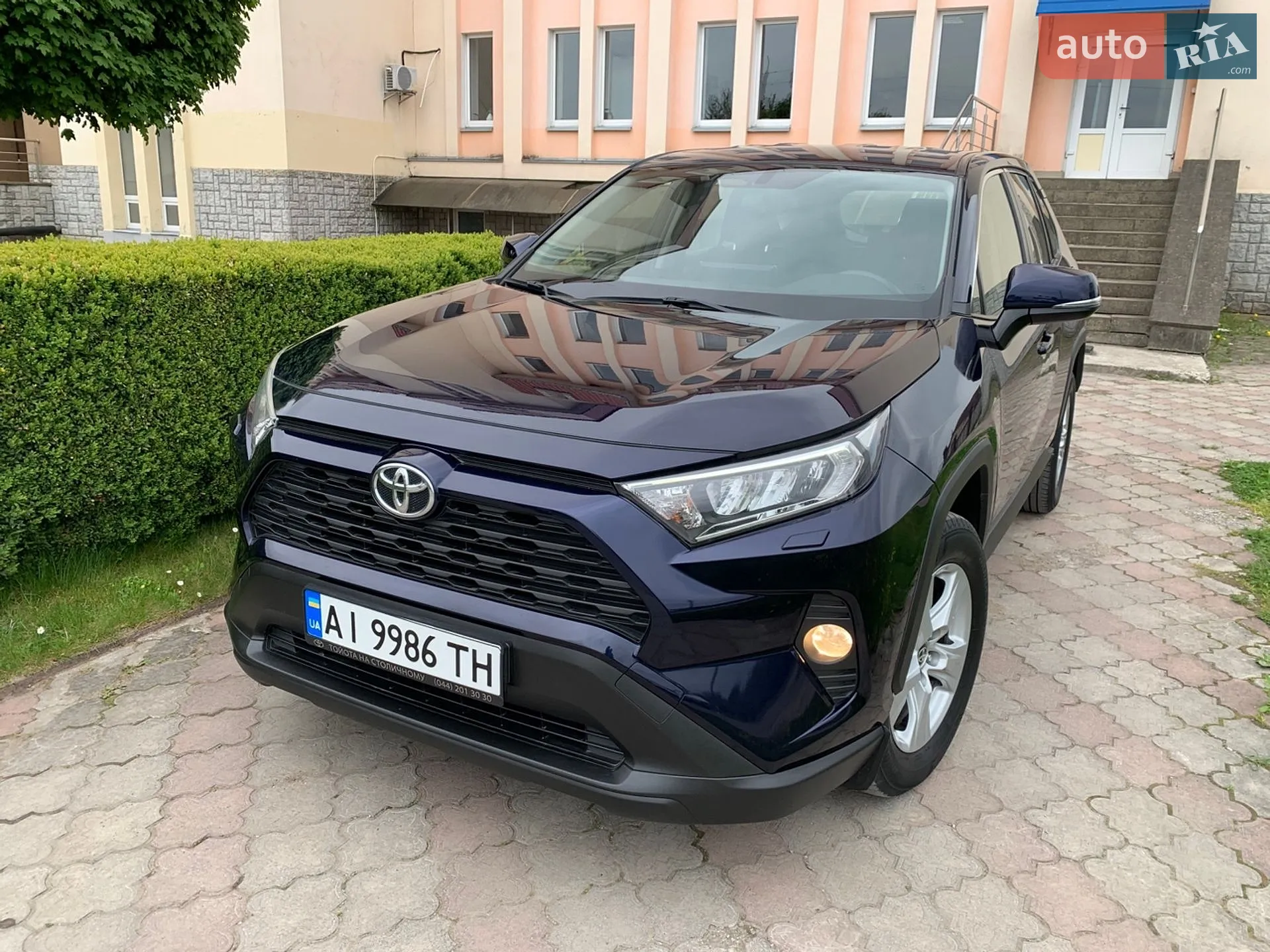2021 Toyota RAV 4 - фото 1