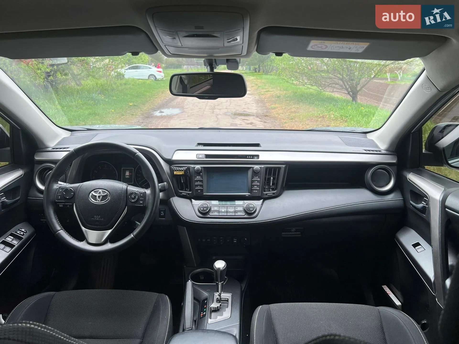 2018 Toyota RAV 4 - мініатюра 9