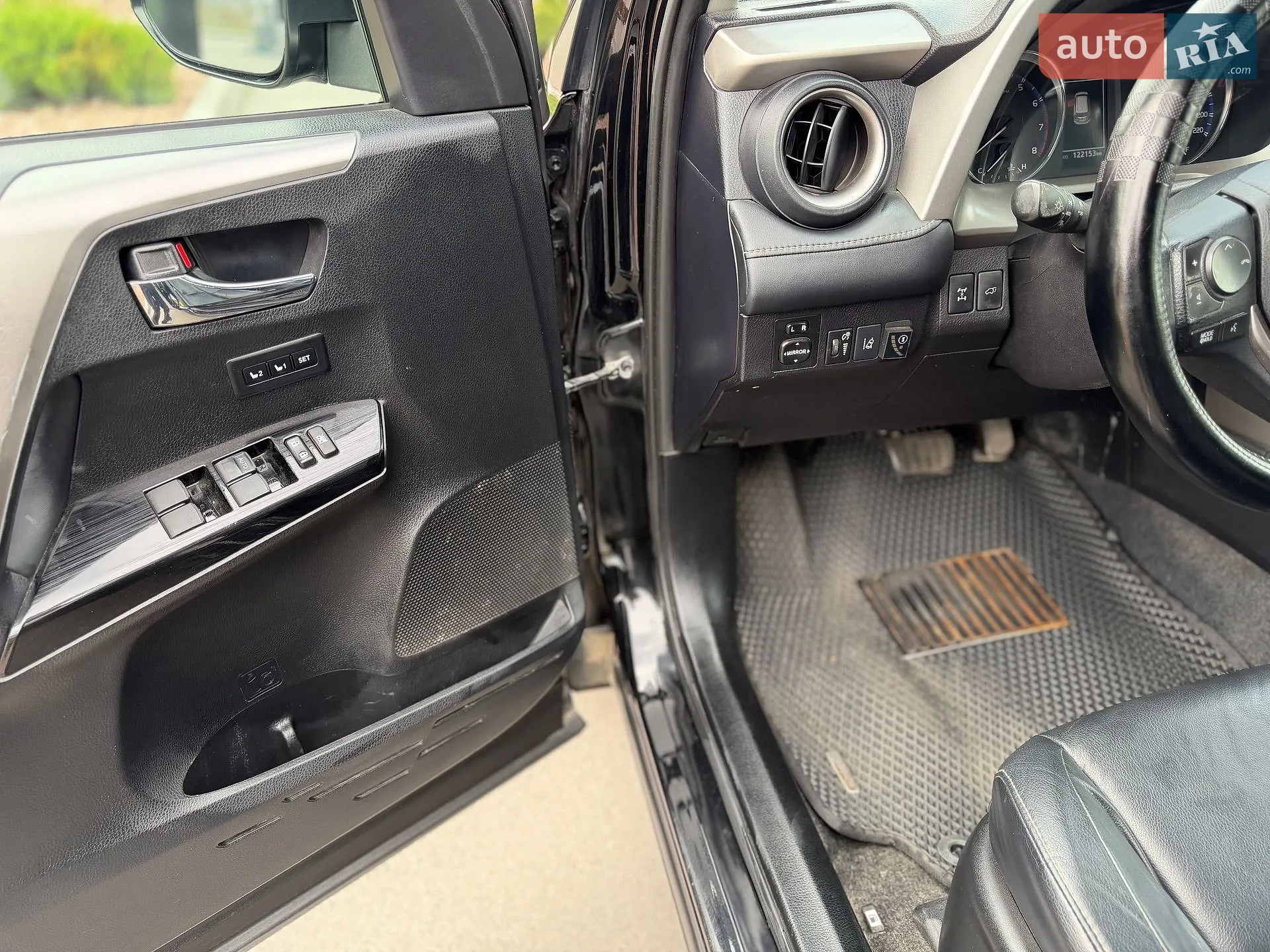 2016 Toyota RAV 4 - мініатюра 11