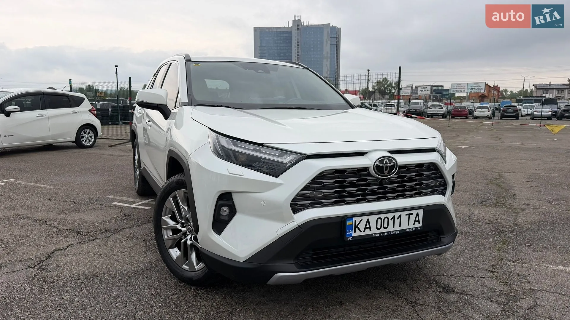 2022 Toyota RAV 4 - мініатюра 4