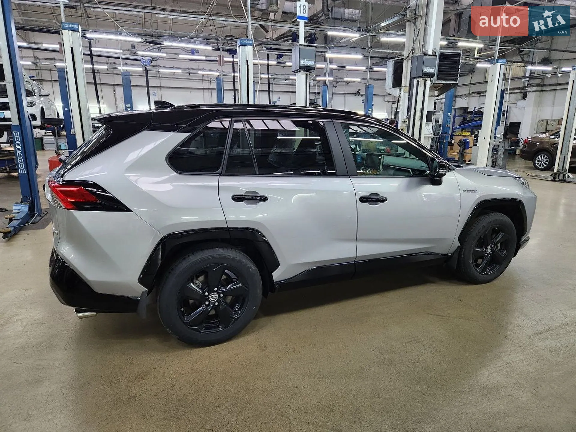 2018 Toyota RAV 4 - мініатюра 3