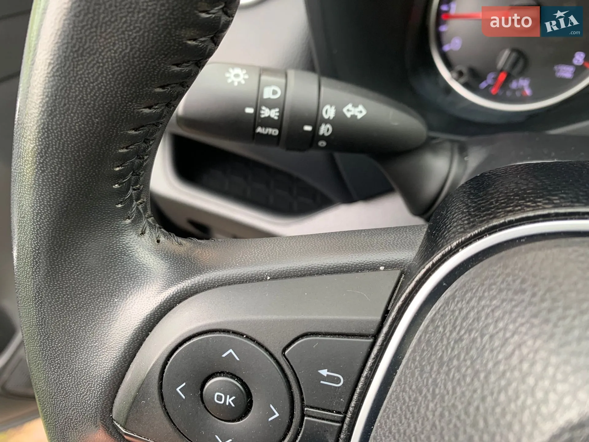 2021 Toyota RAV 4 - мініатюра 27