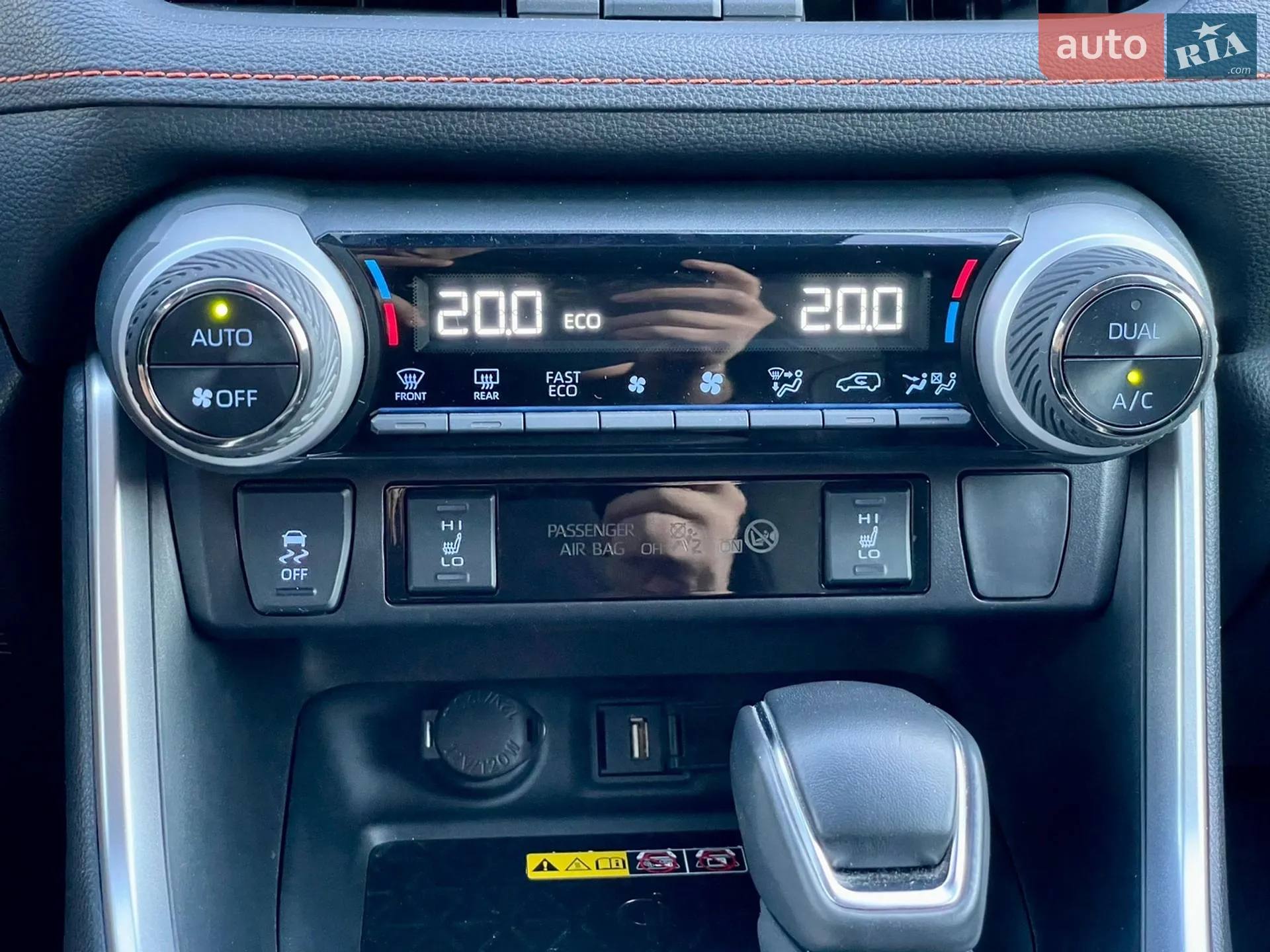 2021 Toyota RAV 4 - мініатюра 24