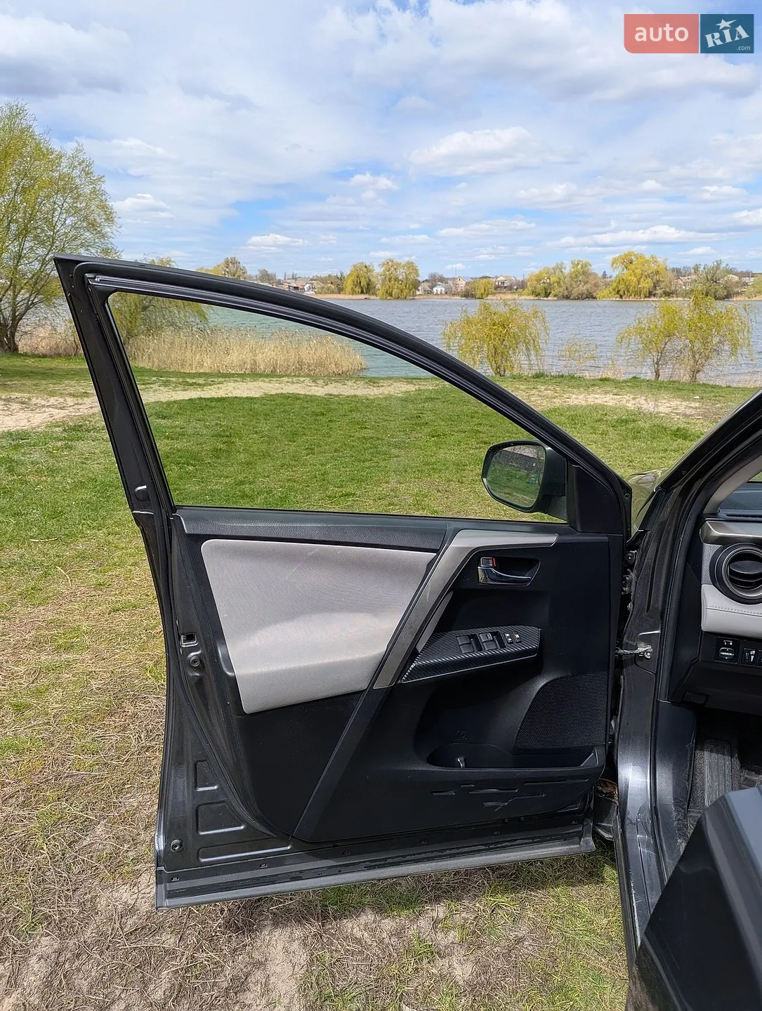 2014 Toyota RAV 4 - мініатюра 21
