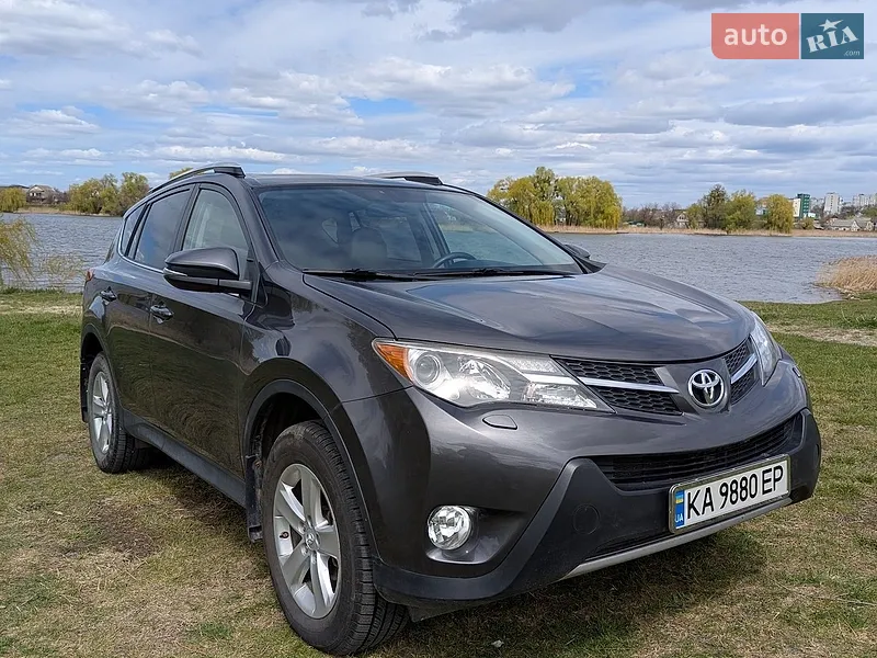 Toyota RAV4 2014