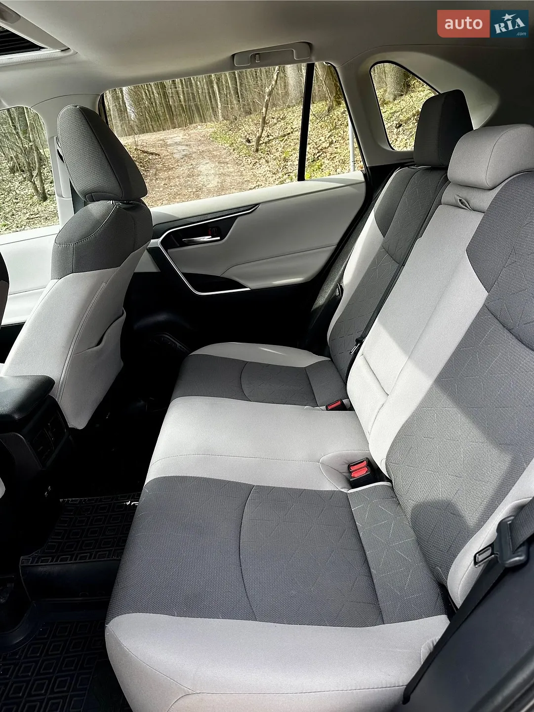 2021 Toyota RAV 4 - мініатюра 13