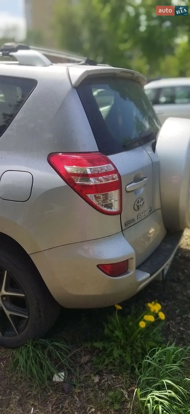 2012 Toyota RAV 4 - мініатюра 2
