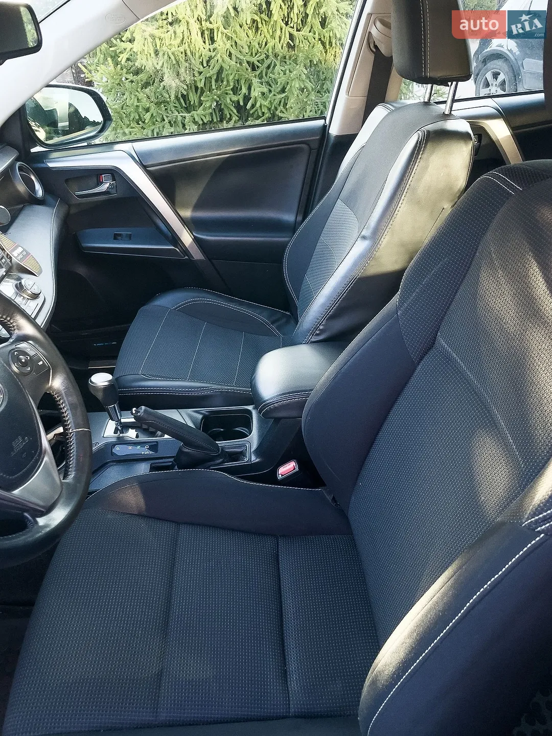 2017 Toyota RAV 4 - мініатюра 9