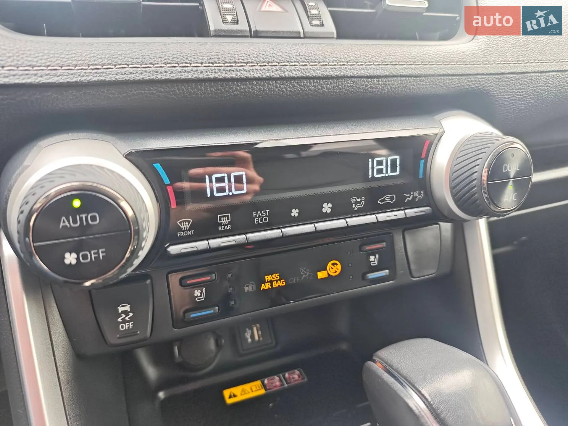 2023 Toyota RAV 4 - мініатюра 29