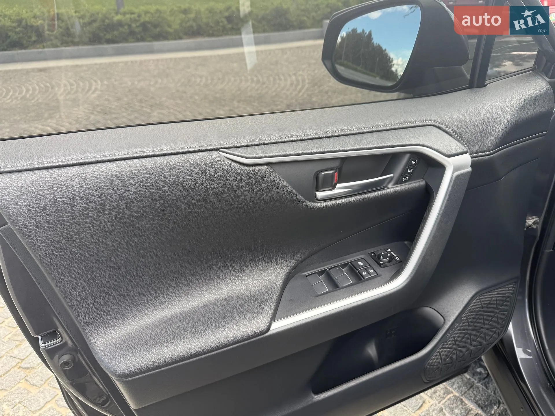 2019 Toyota RAV 4 - мініатюра 14