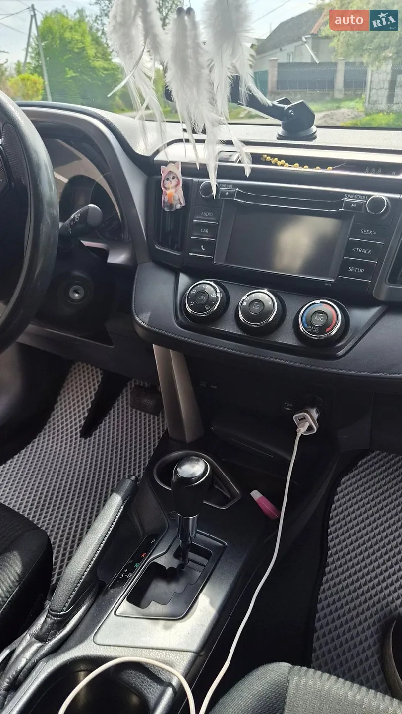 2017 Toyota RAV 4 - мініатюра 18