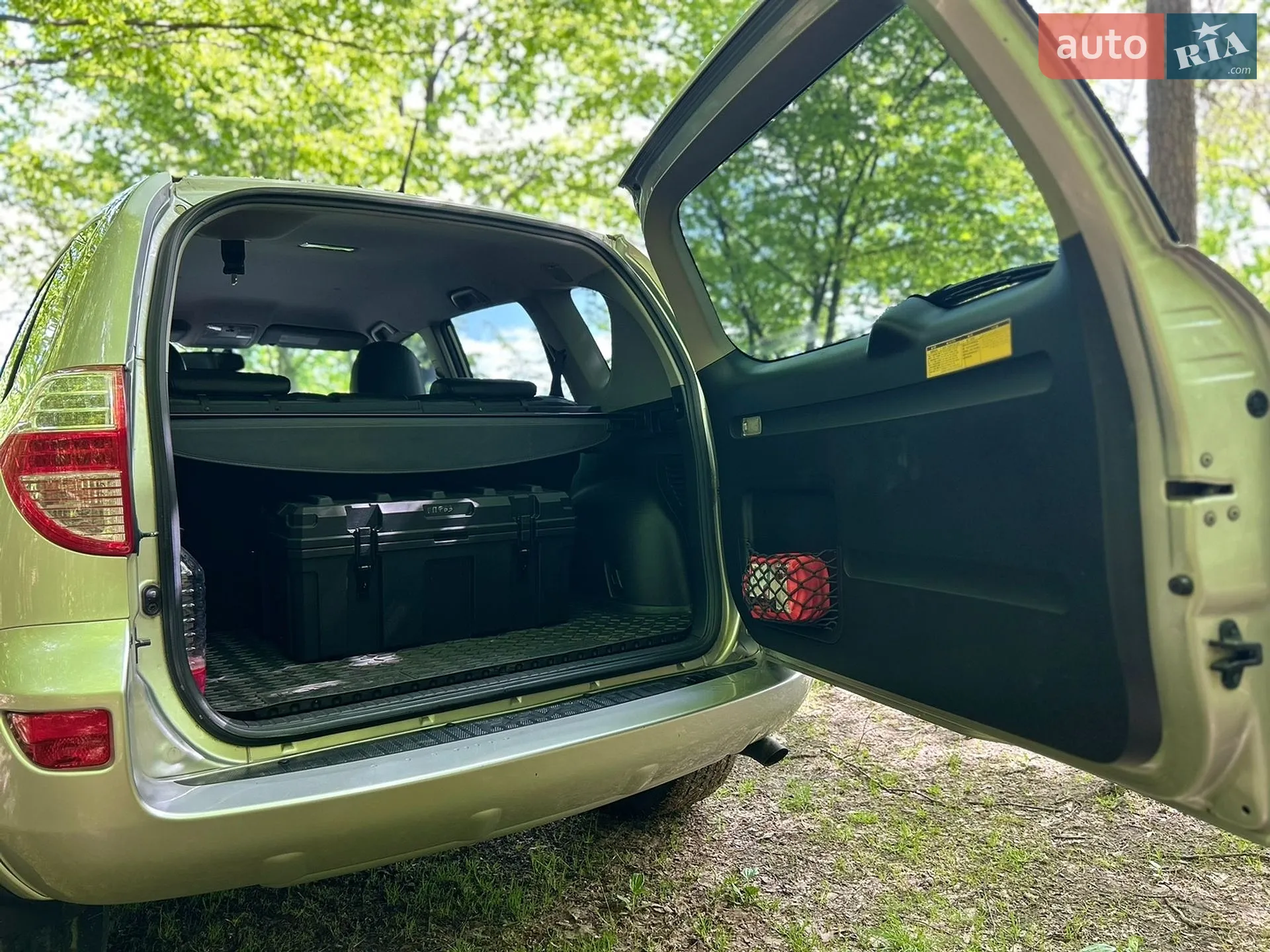 2011 Toyota RAV 4 - мініатюра 4