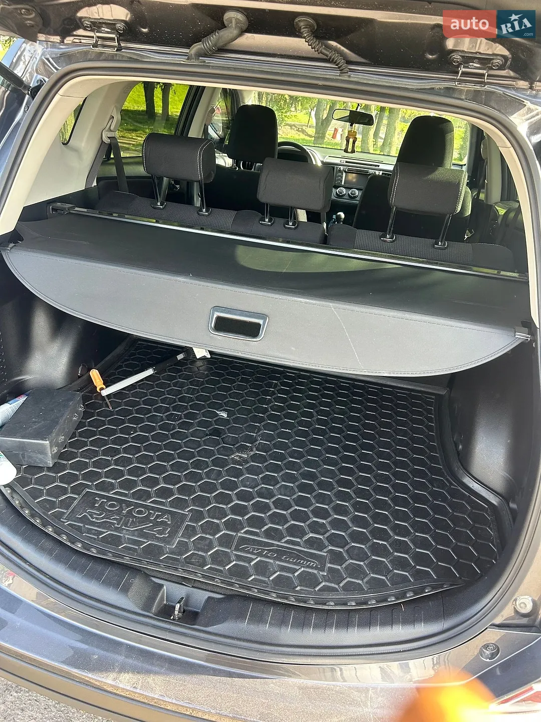 2016 Toyota RAV 4 - мініатюра 9