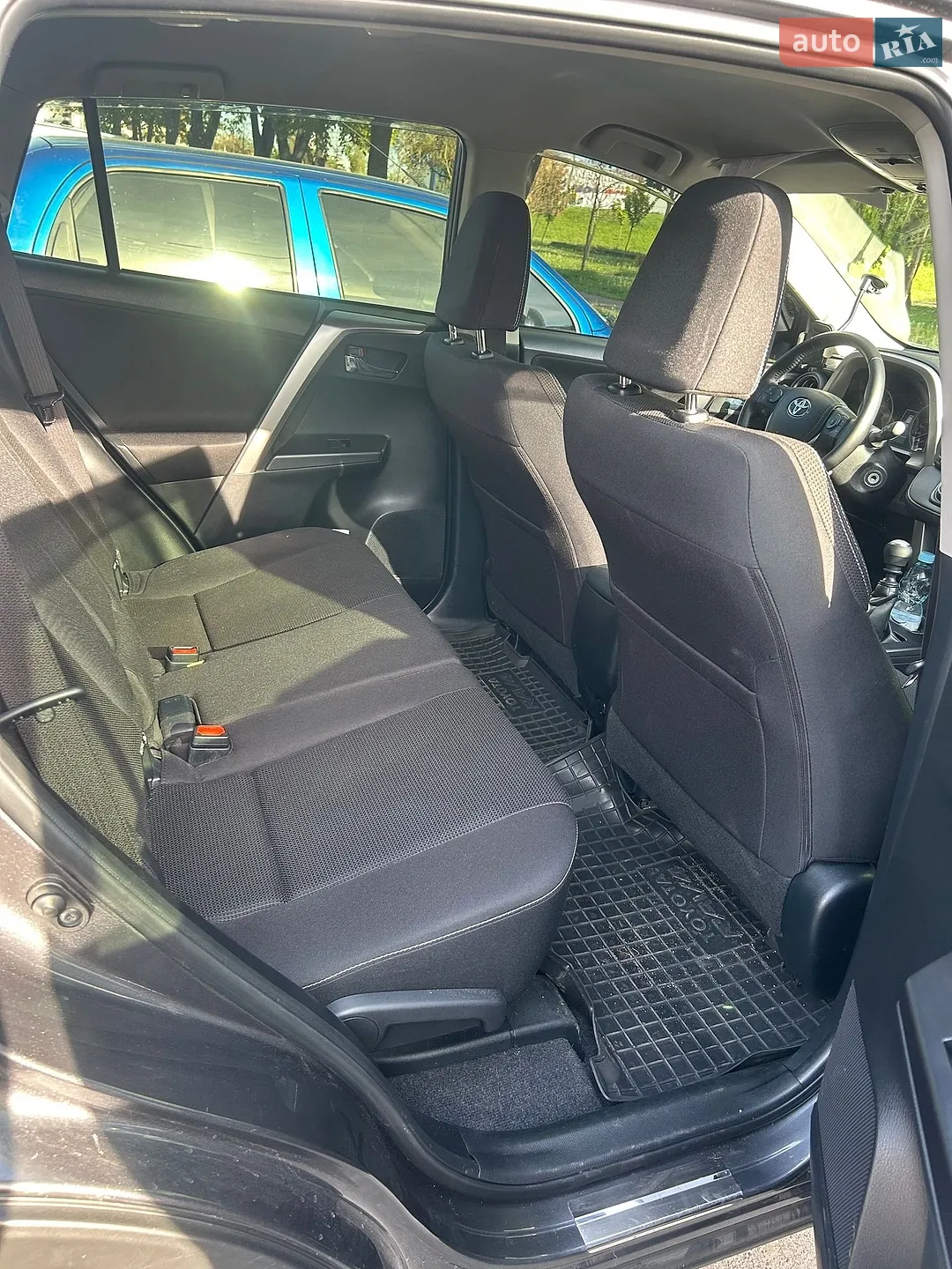 2016 Toyota RAV 4 - мініатюра 13