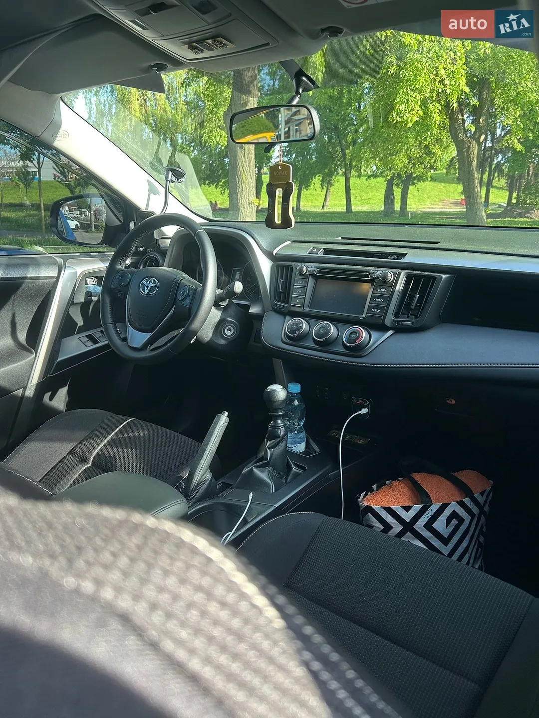 2016 Toyota RAV 4 - мініатюра 18