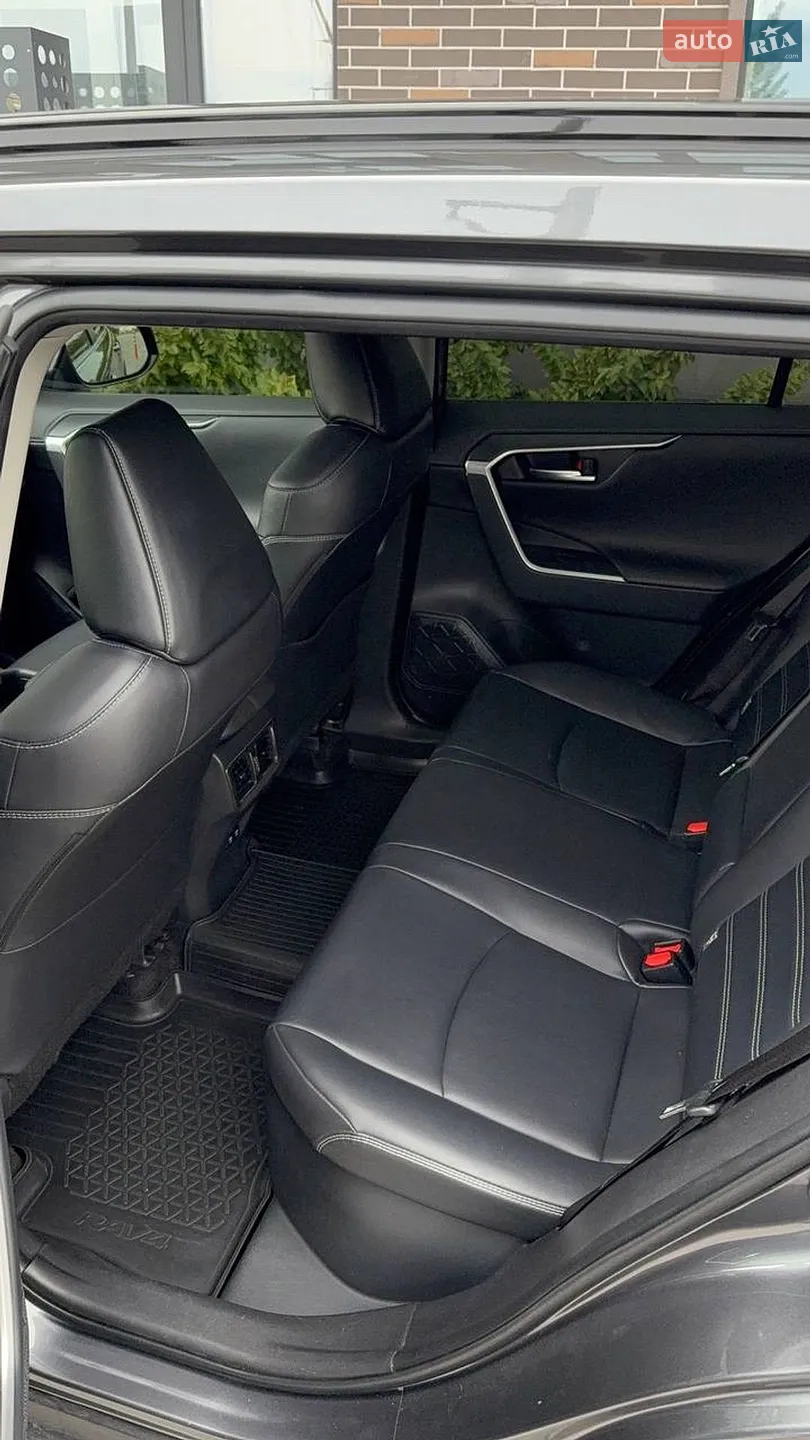 2019 Toyota RAV 4 - мініатюра 12