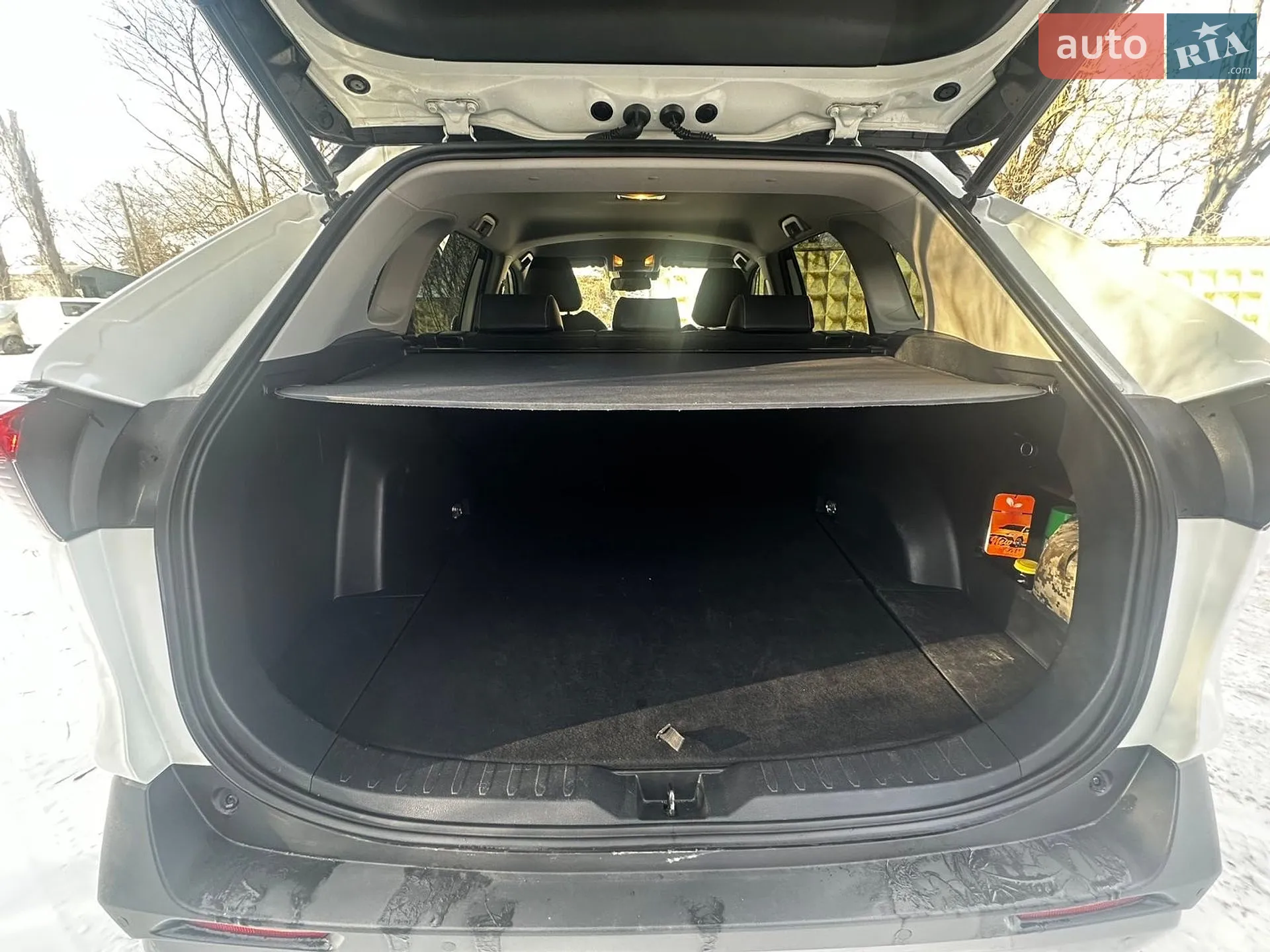 2020 Toyota RAV 4 - мініатюра 20