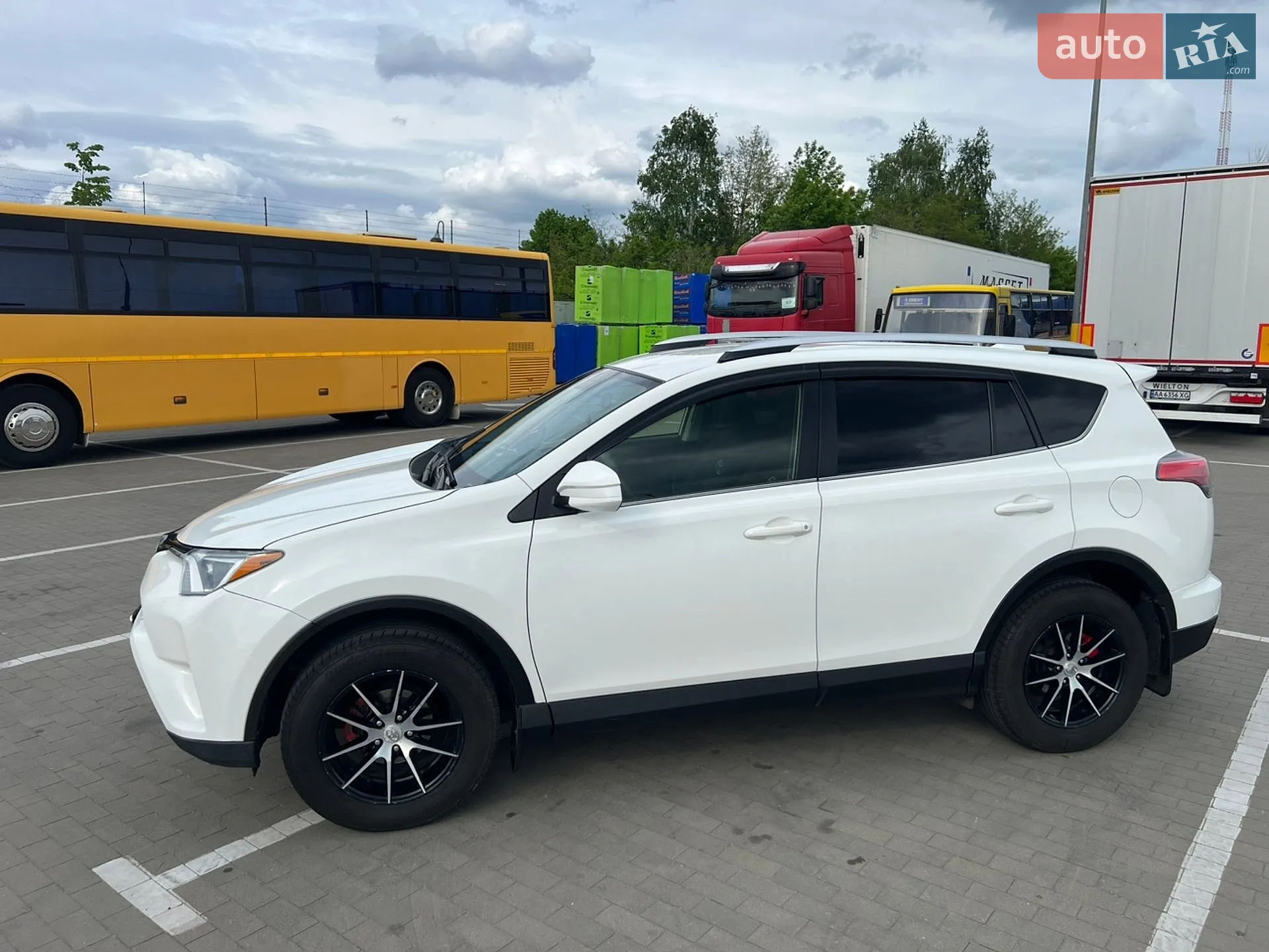 2016 Toyota RAV 4 - мініатюра 6