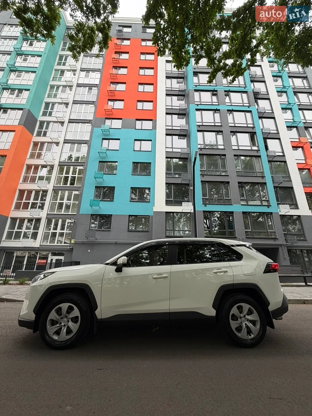 2019 Toyota RAV 4 - мініатюра 7