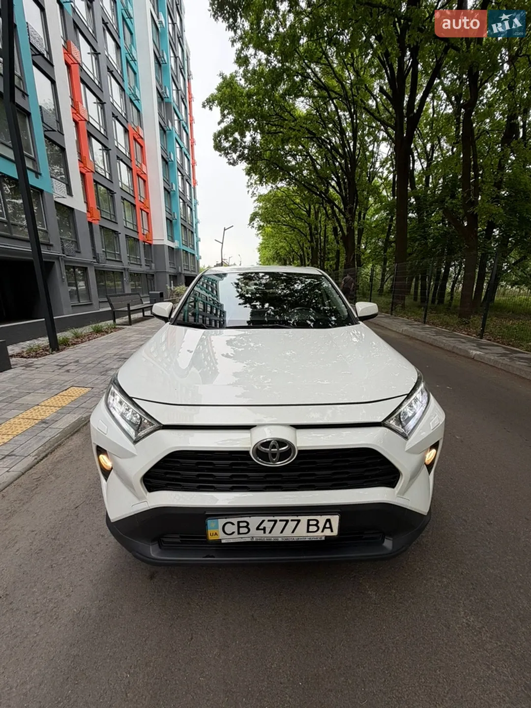 2019 Toyota RAV 4 - мініатюра 11