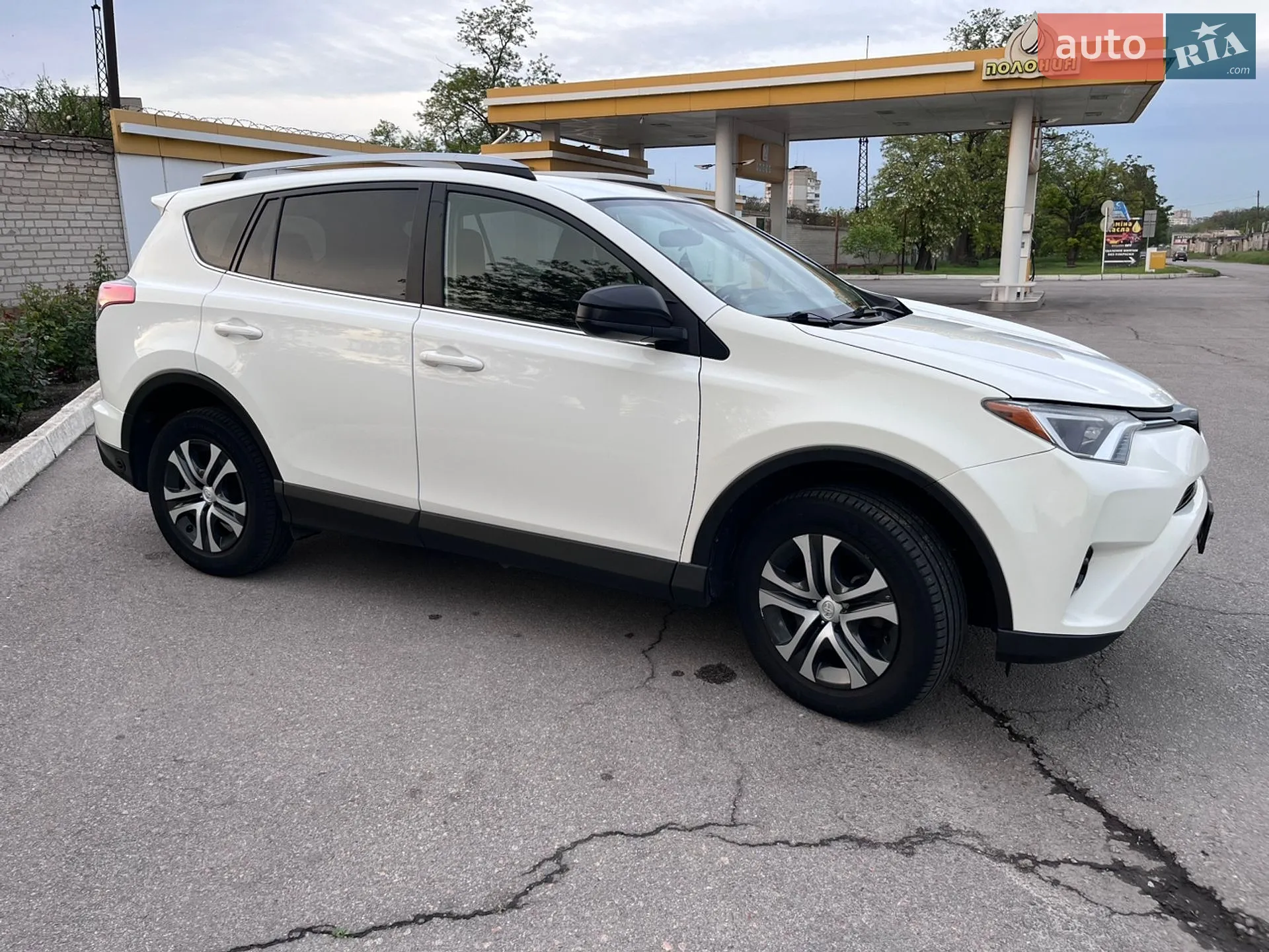 2018 Toyota RAV 4 - мініатюра 2